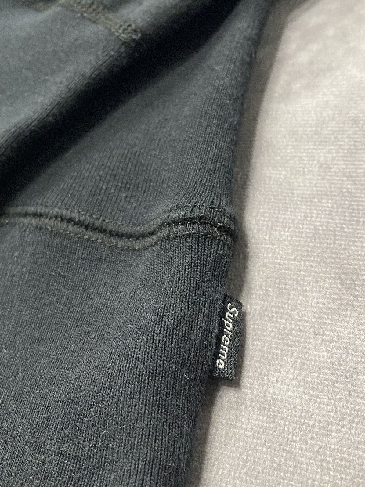 Supreme Supreme Cross Box Logo Hooded Sweatshirt Black Size US L / EU 52-54 / 3 - 2 Thumbnail