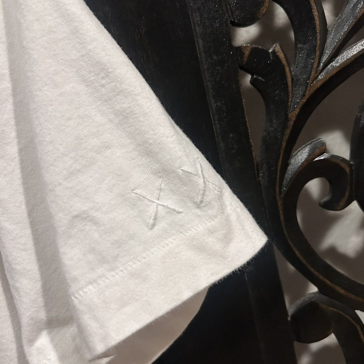 Kaws × Uniqlo UNIQLO x Kaws Anatomy Tee Size US M / EU 48-50 / 2 - 3 Thumbnail