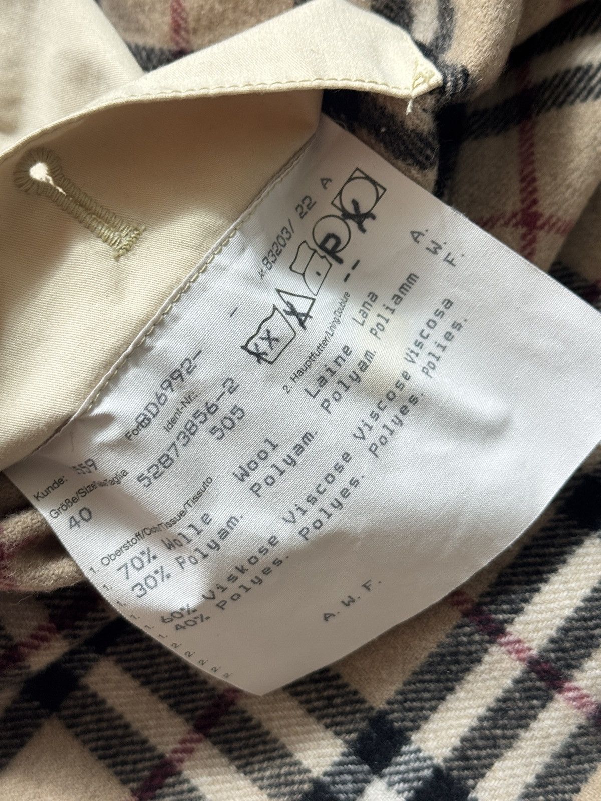 Burberry VINTAGE BURBERRY NOVA CHECK WOOL REMOVABLE LINING JACKET Size M / US 6-8 / IT 42-44 - 8 Thumbnail