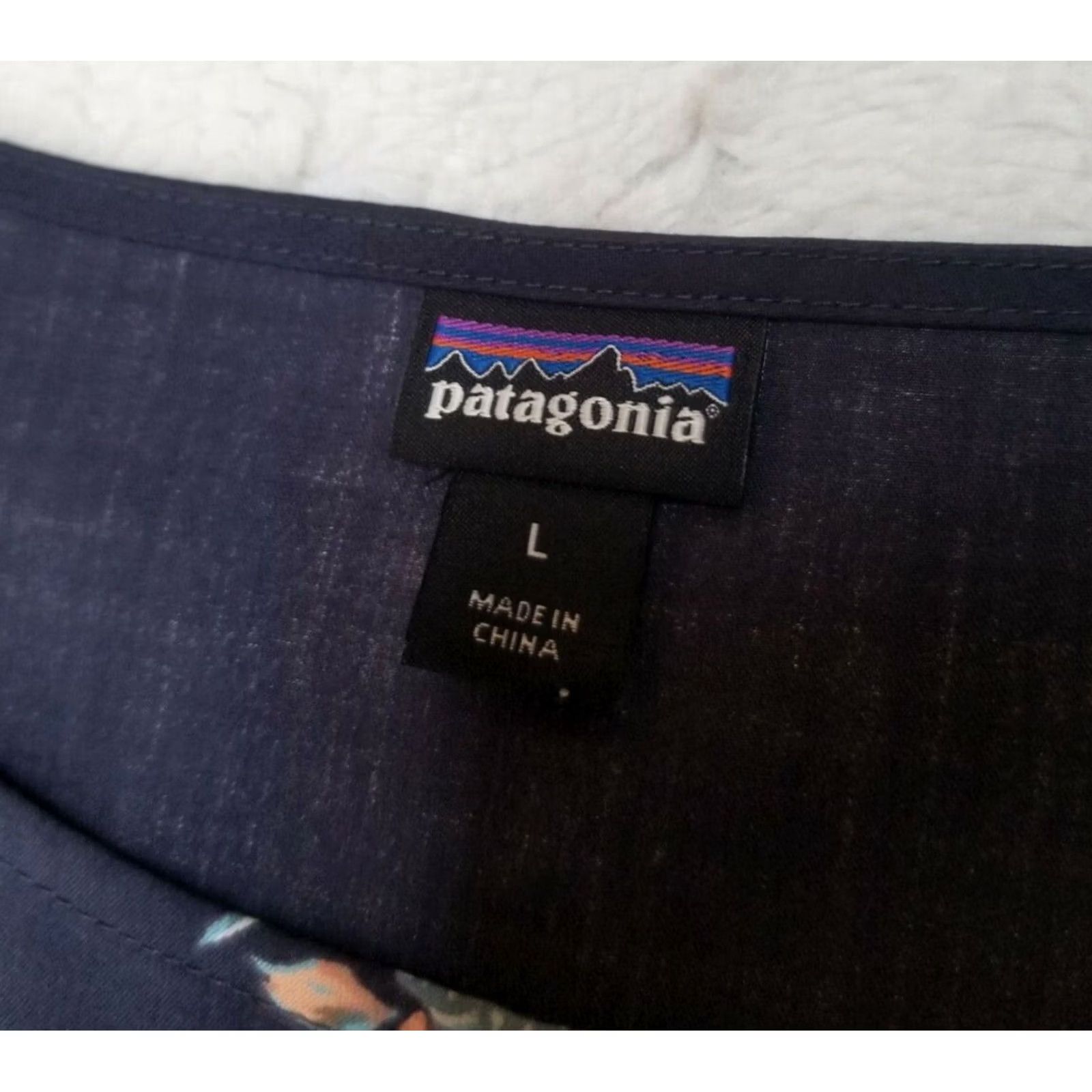 Patagonia Patagonia Blouse Shirt Floral Blue 100% Tencel Lyocell Scoop Neck Short Sleeve Large Womens Size L / US 10 / IT 46 - 3 Thumbnail
