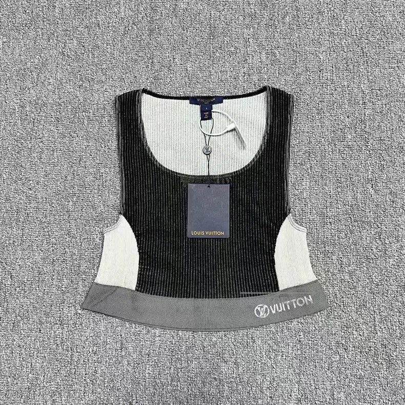 Louis Vuitton Louis Vuitton Black and grey rib-knit sport vest Size L / US 10 / IT 46 - 1 Thumbnail