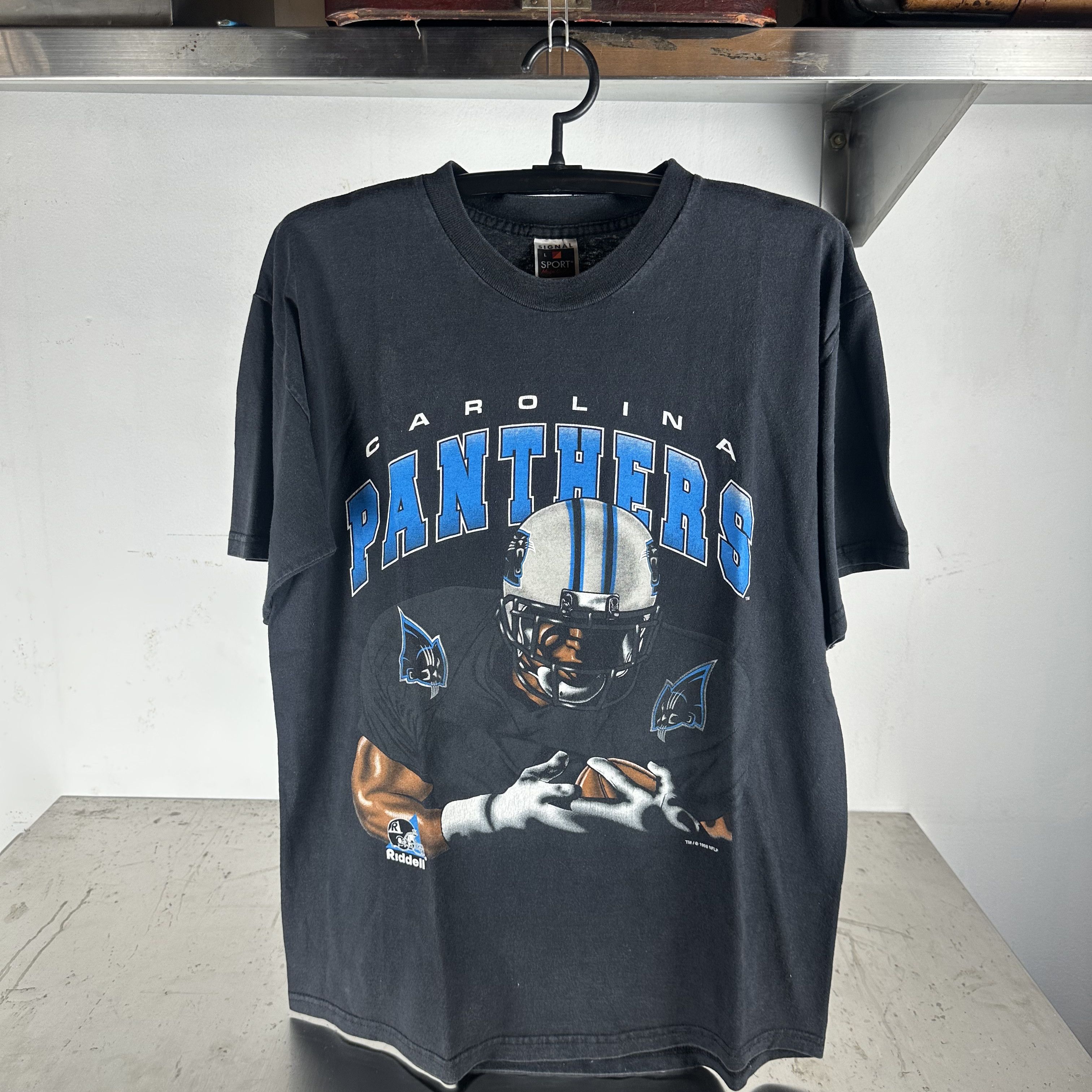 Vintage ​1996 Carolina Panthers NFL Double Sided Graphic T-shirt Size US L / EU 52-54 / 3 - 1 Thumbnail
