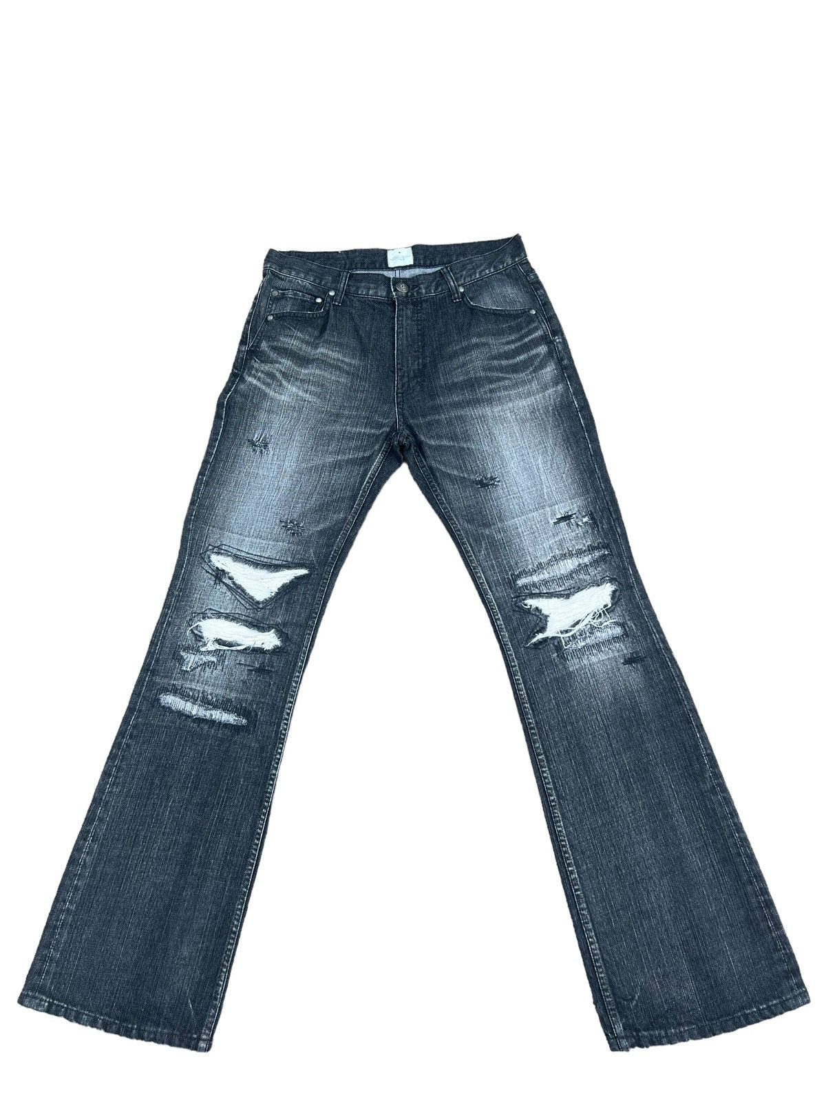 Lounge Lizard Blutenblatt Japan Distressed Denim Flare Jeans Size US 31 - 1 Thumbnail
