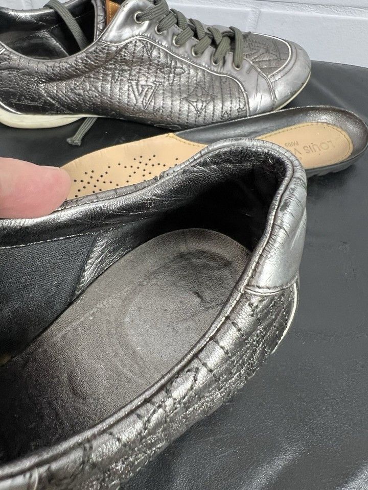 Louis Vuitton Louis Vuitton Women's Leather Sneakers Silver Size 38 Size US 8 / IT 38 - 15 Thumbnail