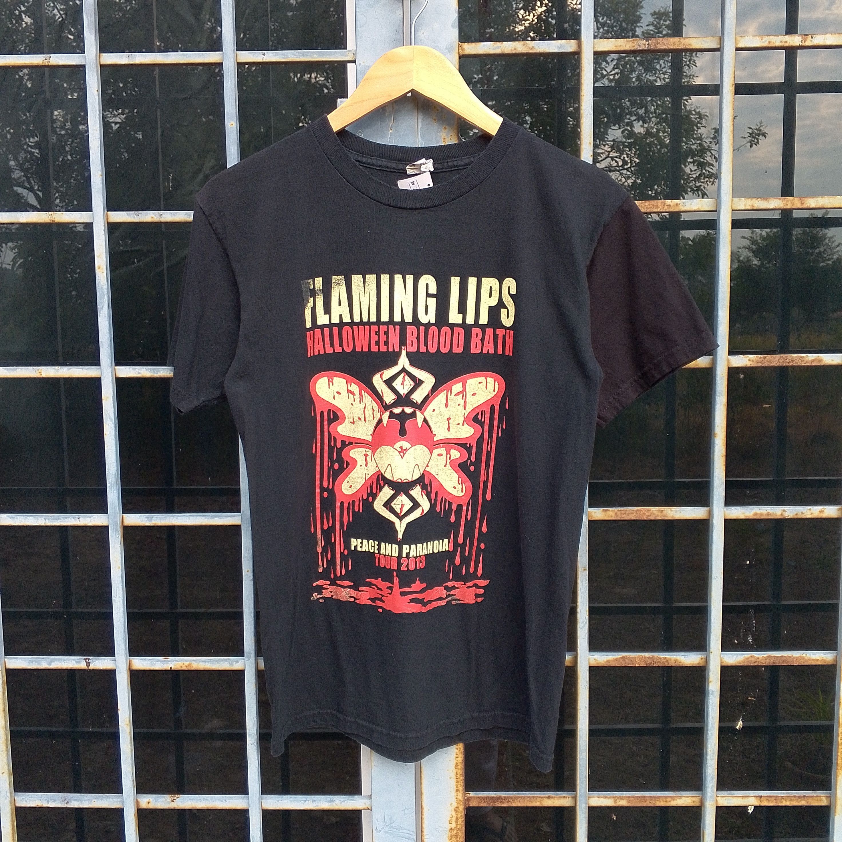 Band Tees The Flaming Lips Halloween Blood Bath Tee Size US S / EU 44-46 / 1 - 1 Thumbnail
