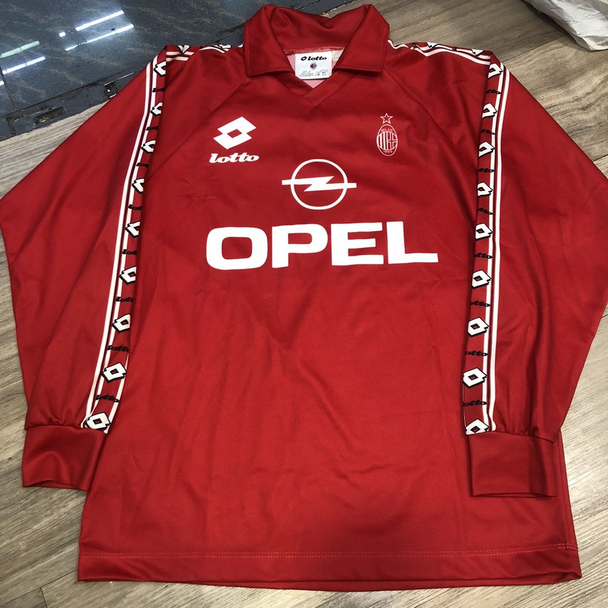 image of Bloke x Lotto Ac Milan 94/95 Longsleeves Training Jersey in Red, Men's (Size Medium)