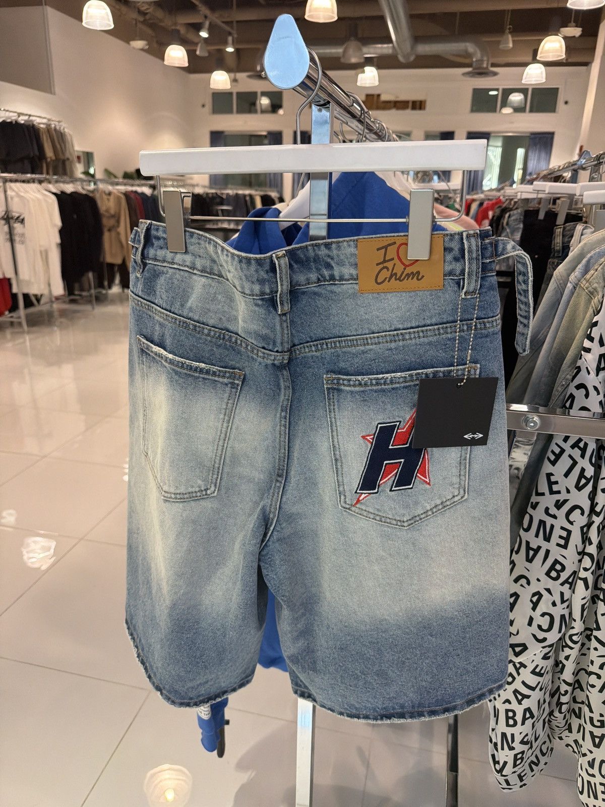 HMDD HMDD Crystal Light Wash Jorts Size US 34 / EU 50 - 2 Thumbnail