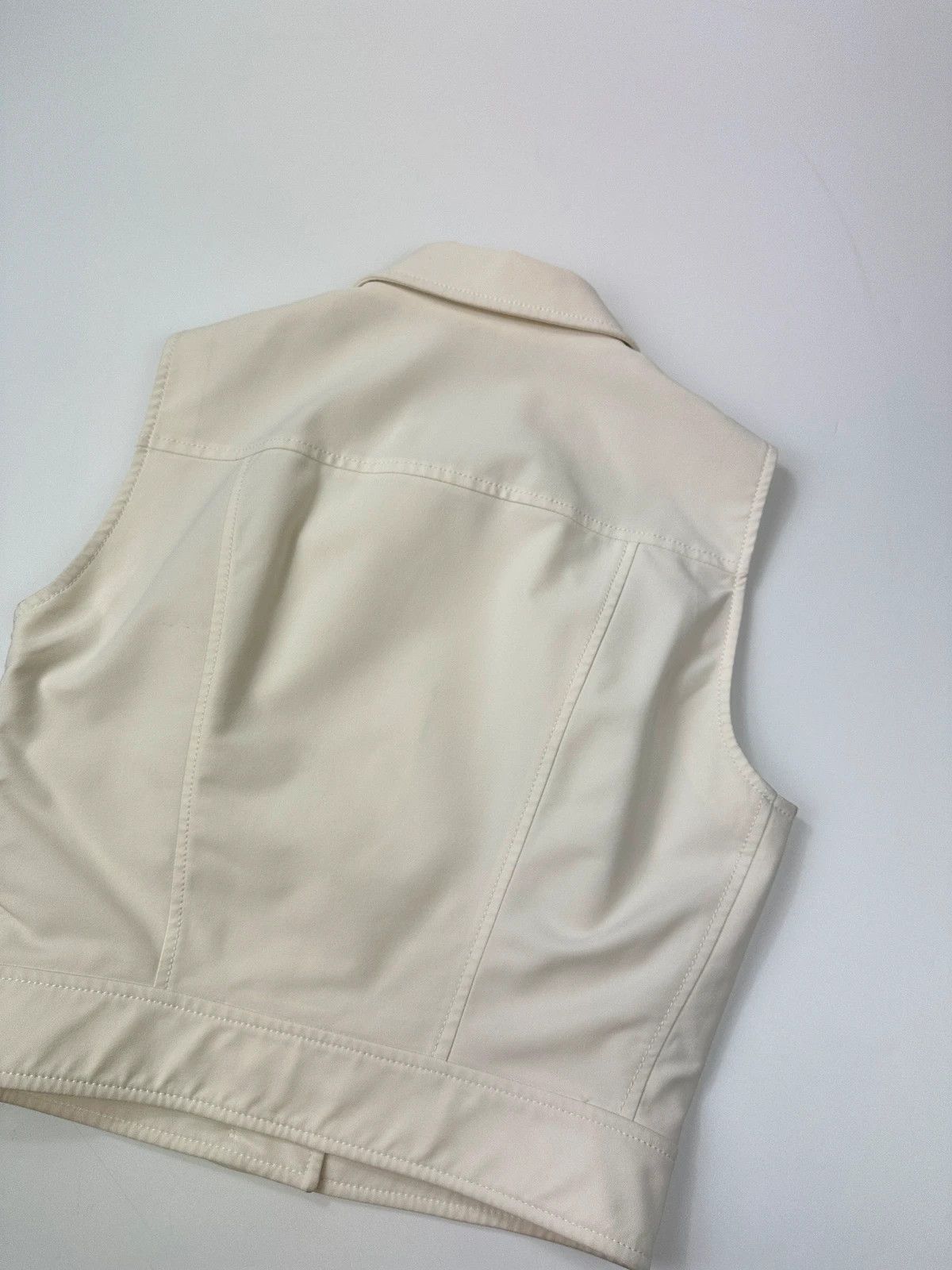 Prada Prada Milano SS1998 White Vest Top Sleeveless Jacket Size M / US 6-8 / IT 42-44 - 6 Thumbnail