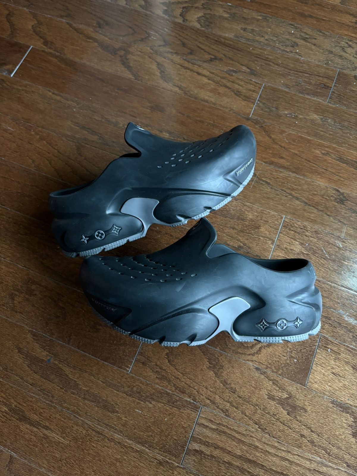 Louis Vuitton Louis Vuitton Black Shark Clog Sneaker Shoes Size US 10 / EU 43 - 1 Thumbnail