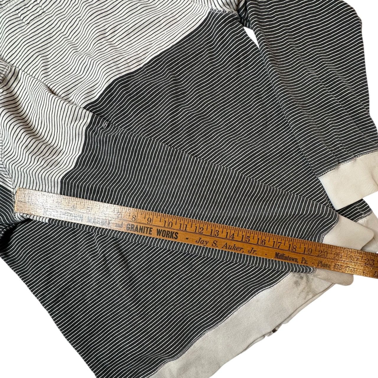 Quiksilver Vintage Y2K QuickSilver Surf Zip Up Hooded Jacket Size XL Size US XL / EU 56 / 4 - 5 Thumbnail