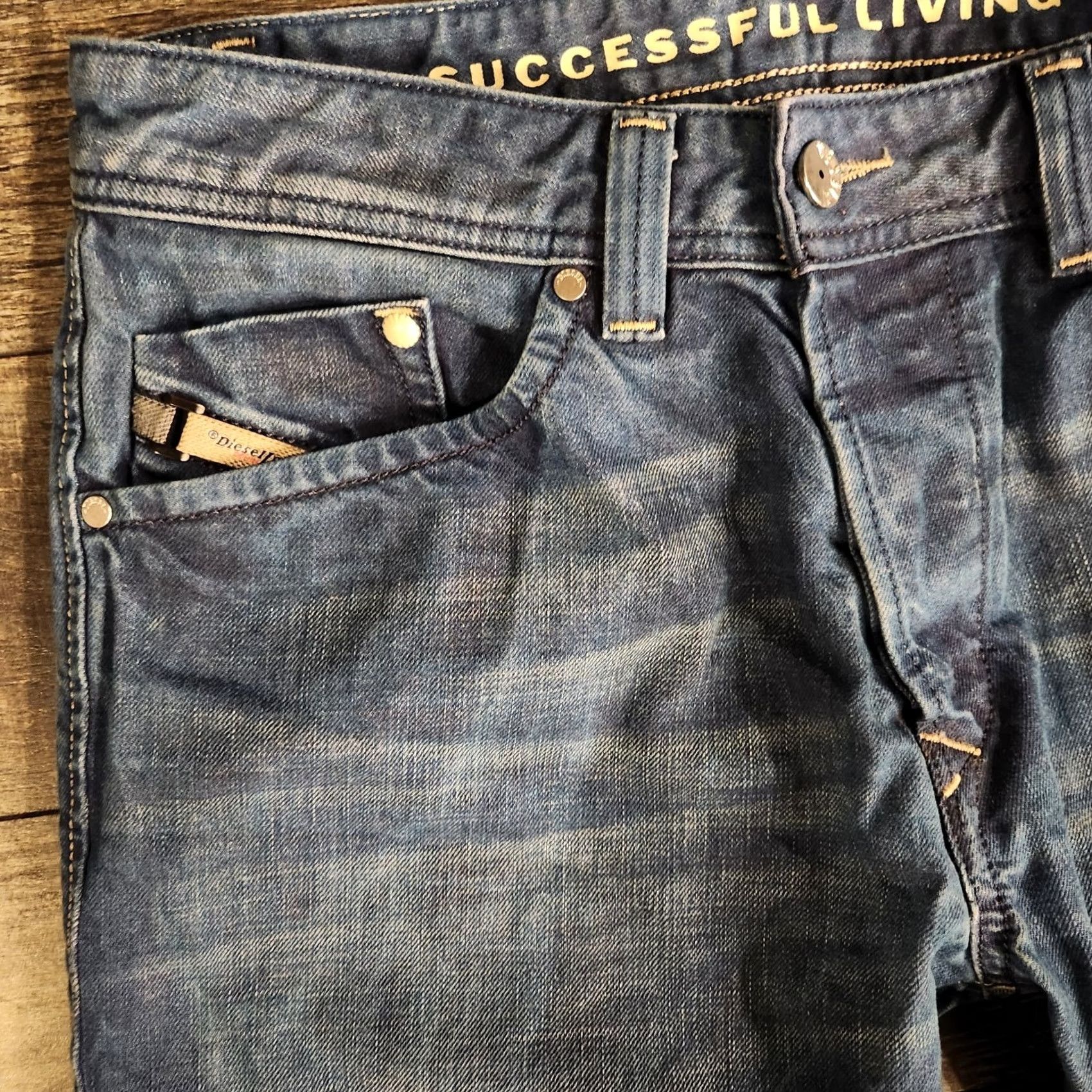 Diesel Diesel Jeans Mens 30x30 Blue Tapered Slim Distressed Faded Stretch Darron Denim Leather Pockets Size US 30 / EU 46 - 5 Thumbnail
