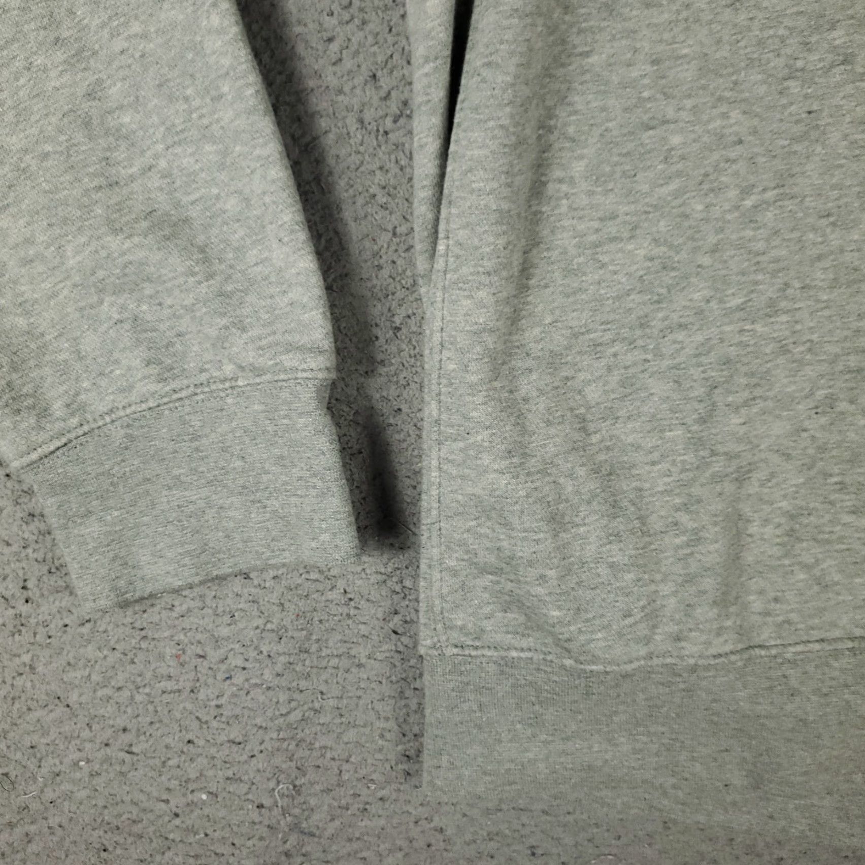 Nike Nike Mens Sweater Size XL Gray Fleece Pullover Crew Neck Sweatshirt Size US XL / EU 56 / 4 - 3 Thumbnail