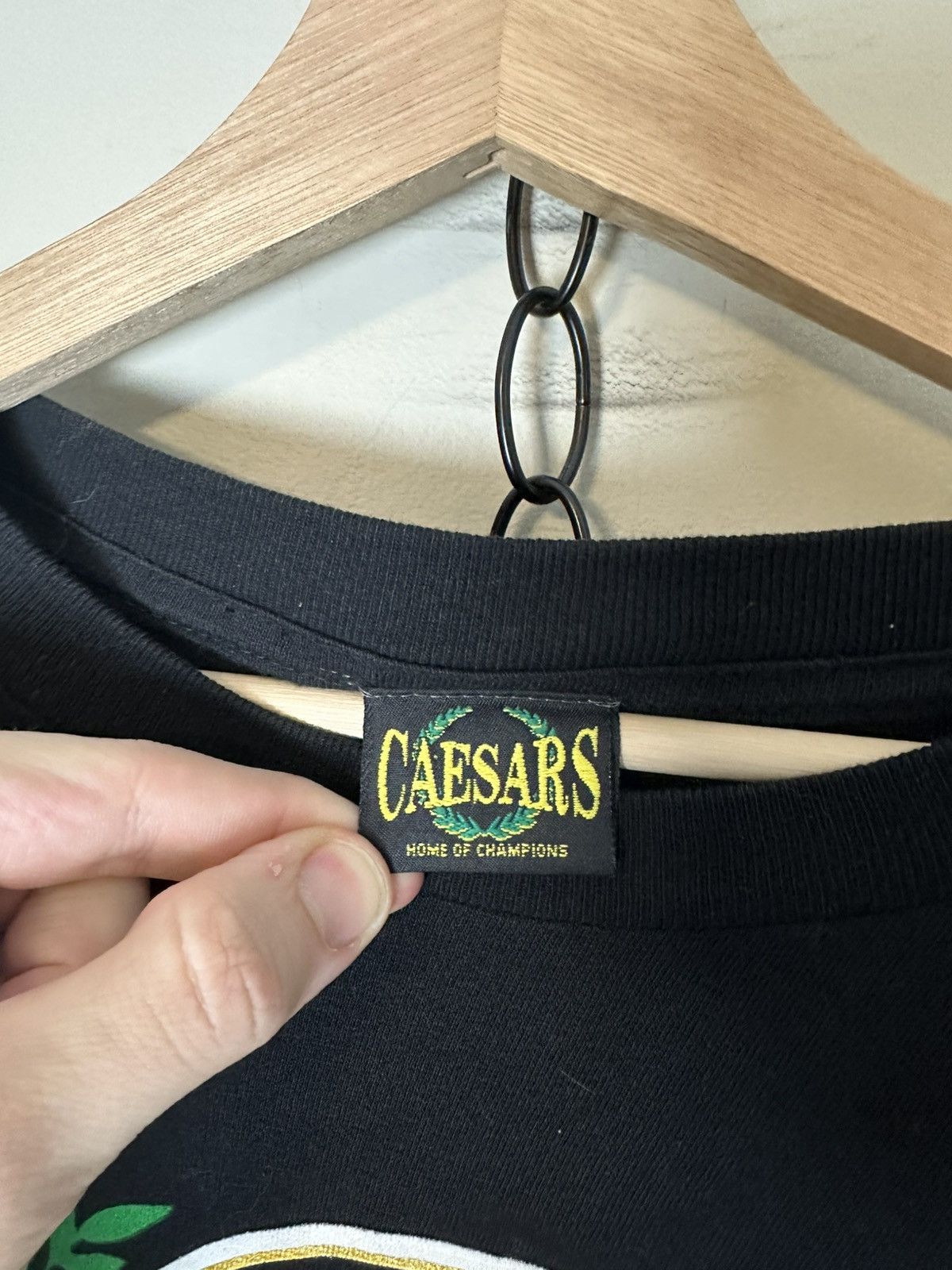 Vintage Vintage Caesars Emperors Club Las Vegas T-shirt Size XL Size US XL / EU 56 / 4 - 3 Thumbnail