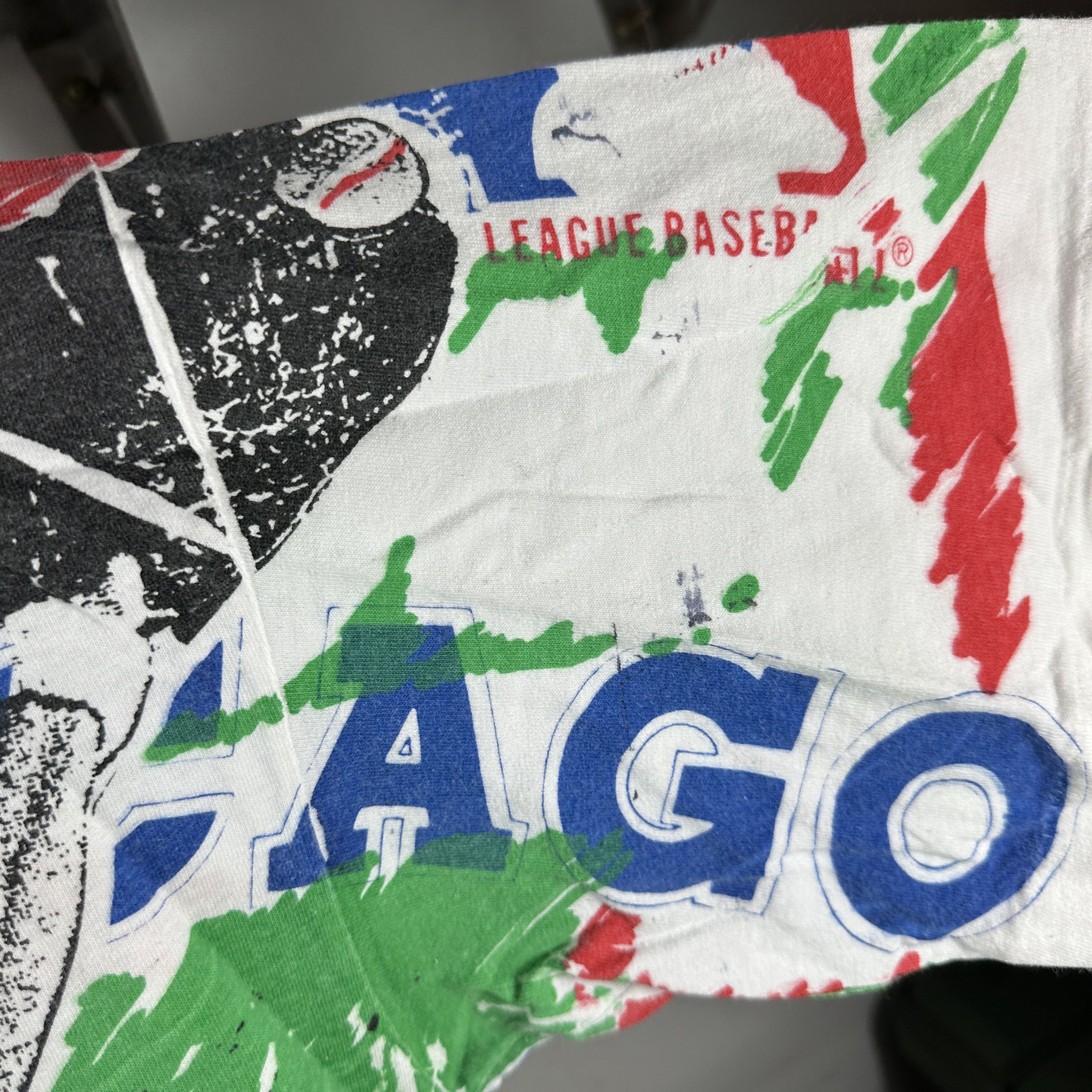 Vintage Vintage 1992 Chicago Cubs Baseball MLB AOP T-Shirt Size US XL / EU 56 / 4 - 6 Thumbnail