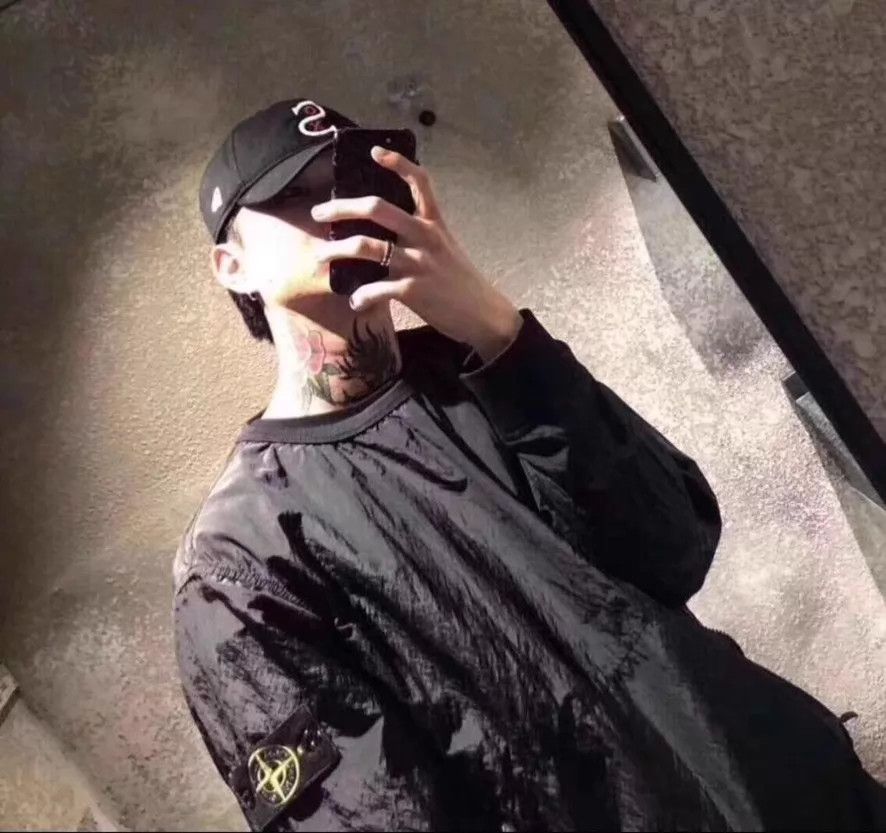 Stone Island Stone Island 18fw Metal Nylon Crewneck Sweatshirt Black M Oversized Size US M / EU 48-50 / 2 - 1 Thumbnail