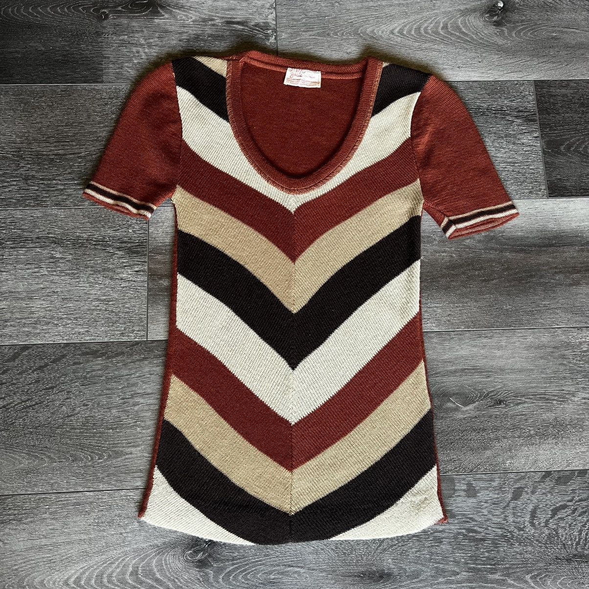 Vintage True Vintage 1960s Julie Knitwear Striped Zig Sweater Top Size XS / US 0-2 / IT 36-38 - 1 Thumbnail