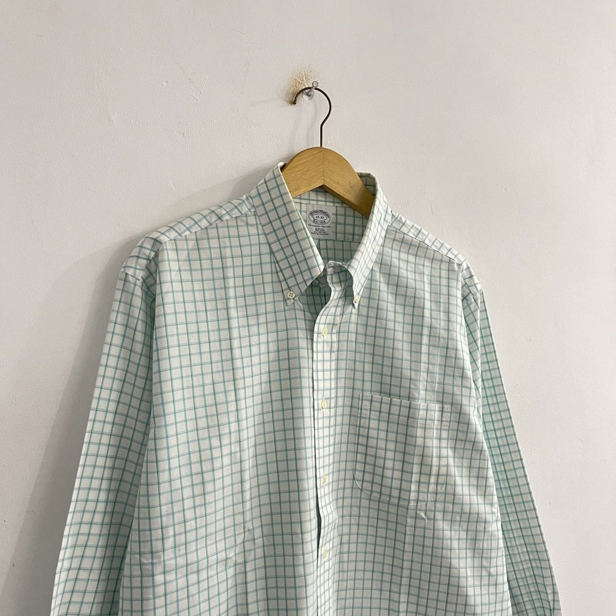 Brooks Brothers Brooks Brother Plaid Casual Shirt Size US L / EU 52-54 / 3 - 3 Thumbnail