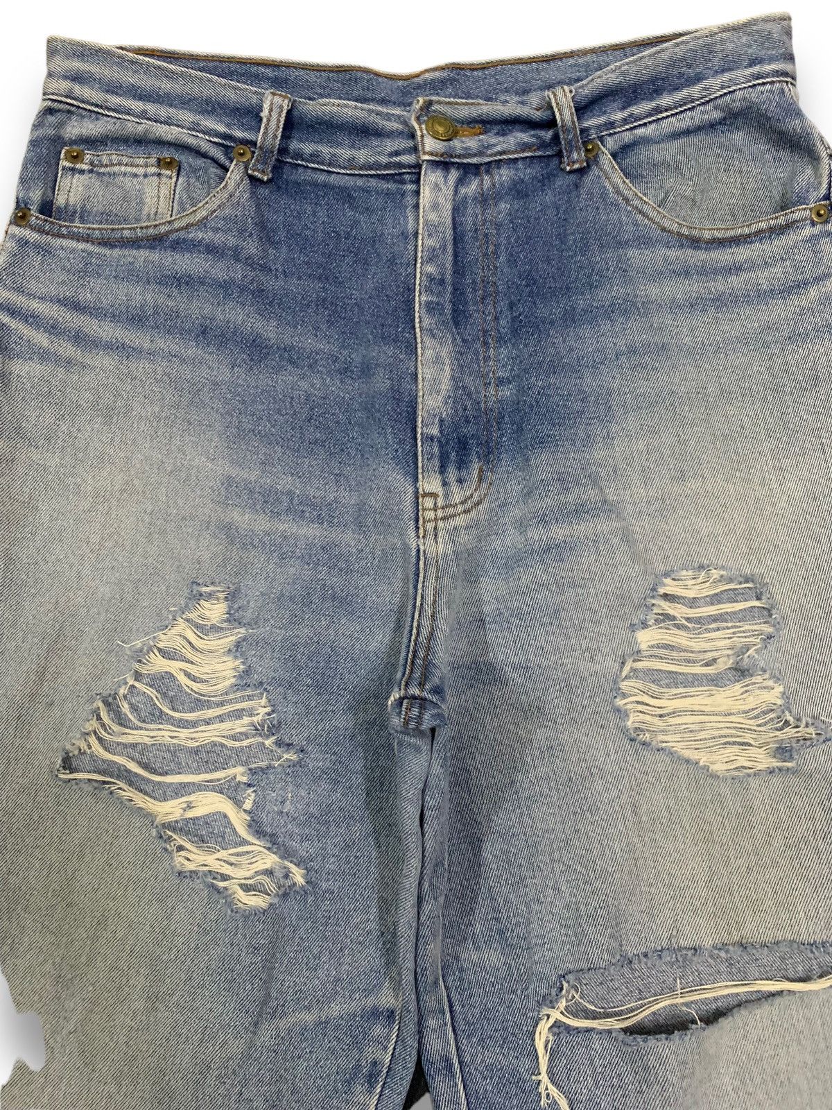 Japanese Brand Vintage Japanese Brand Blue Washed Baggy Distressed Jeans Size US 32 / EU 48 - 3 Thumbnail