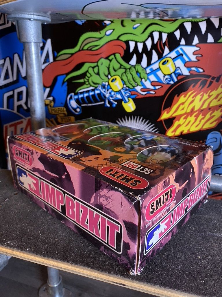 Band Tees 2001 Vintage Smiti Limp Bizkit Band Toy Playset 002 Size ONE SIZE - 7 Thumbnail