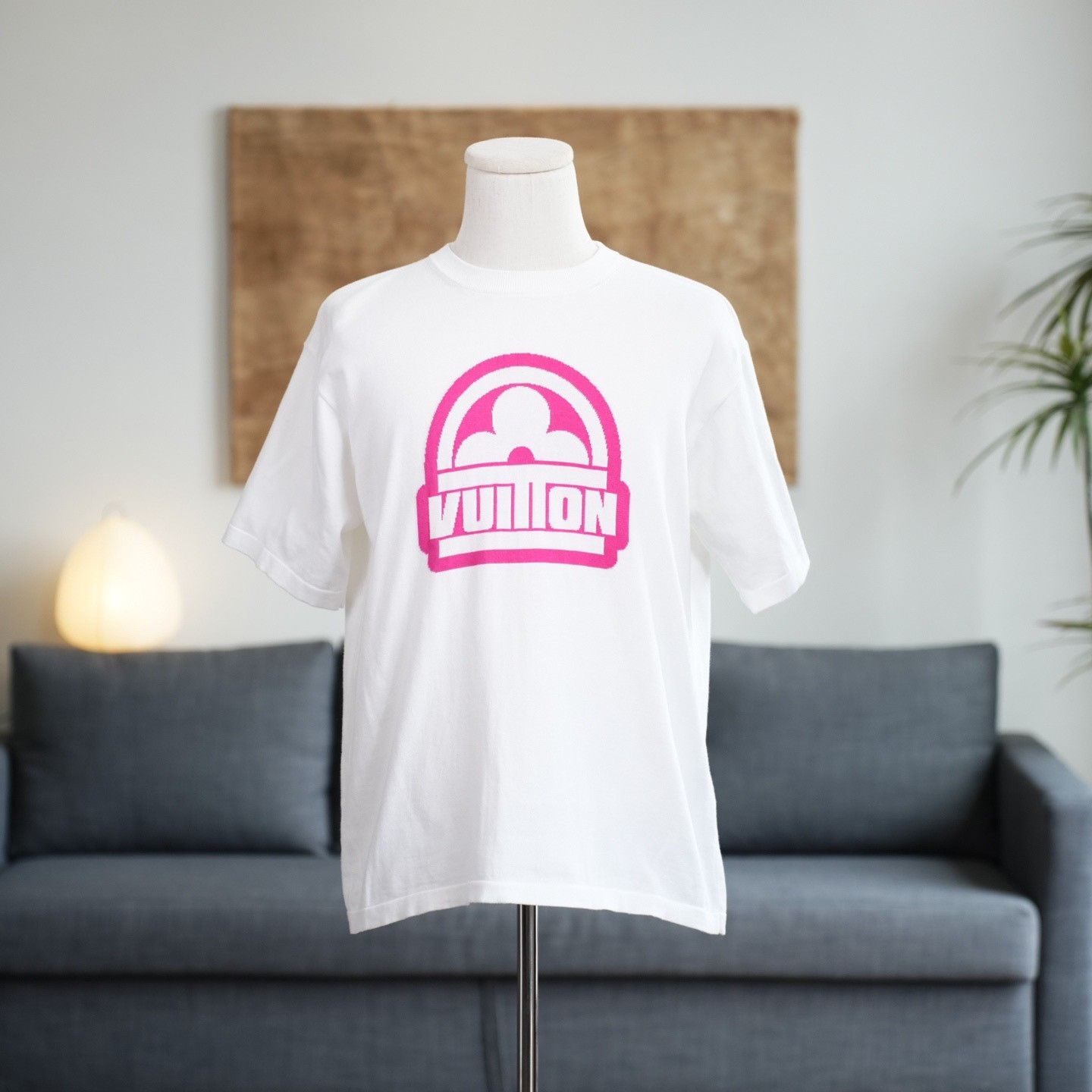 Louis Vuitton Louis Vuitton Retro Pink T-Shirt l Men Size US L / EU 52-54 / 3 - 1 Thumbnail