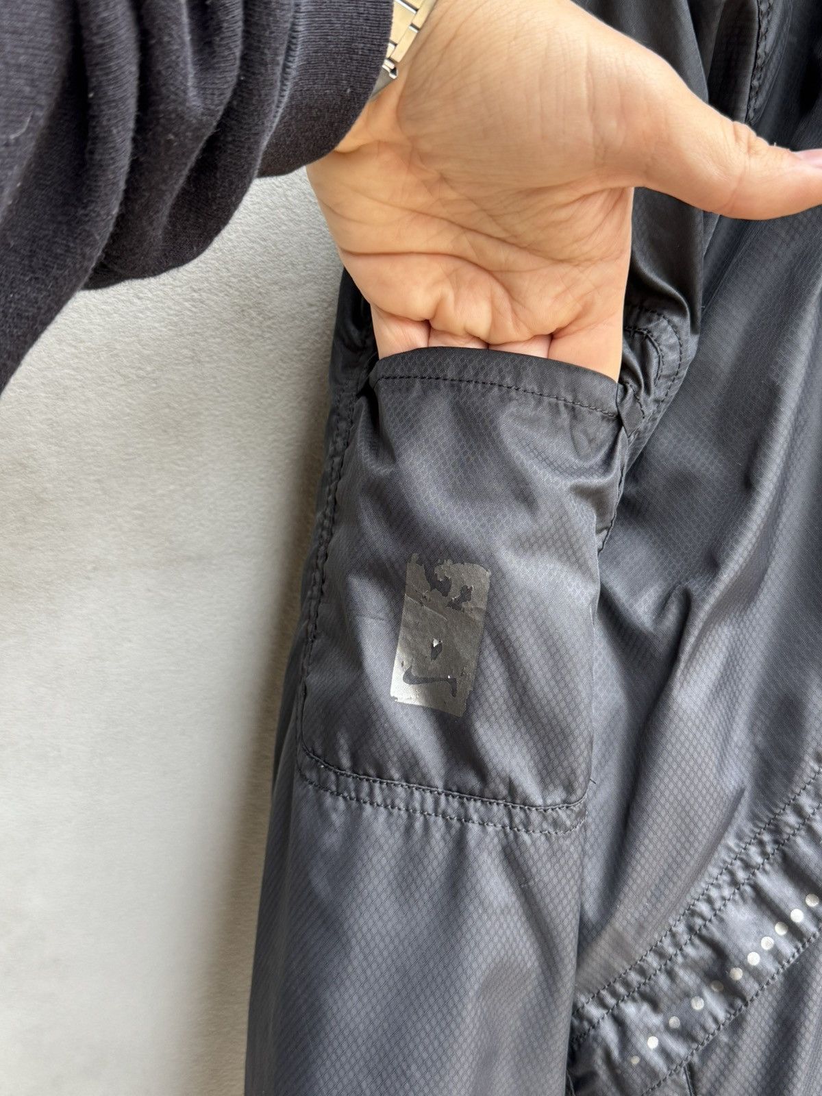 Nike Vintage Nike ACG Puffer Jacket Hooded 00’s Dry Tech Size US XXL / EU 58 / 5 - 9 Thumbnail