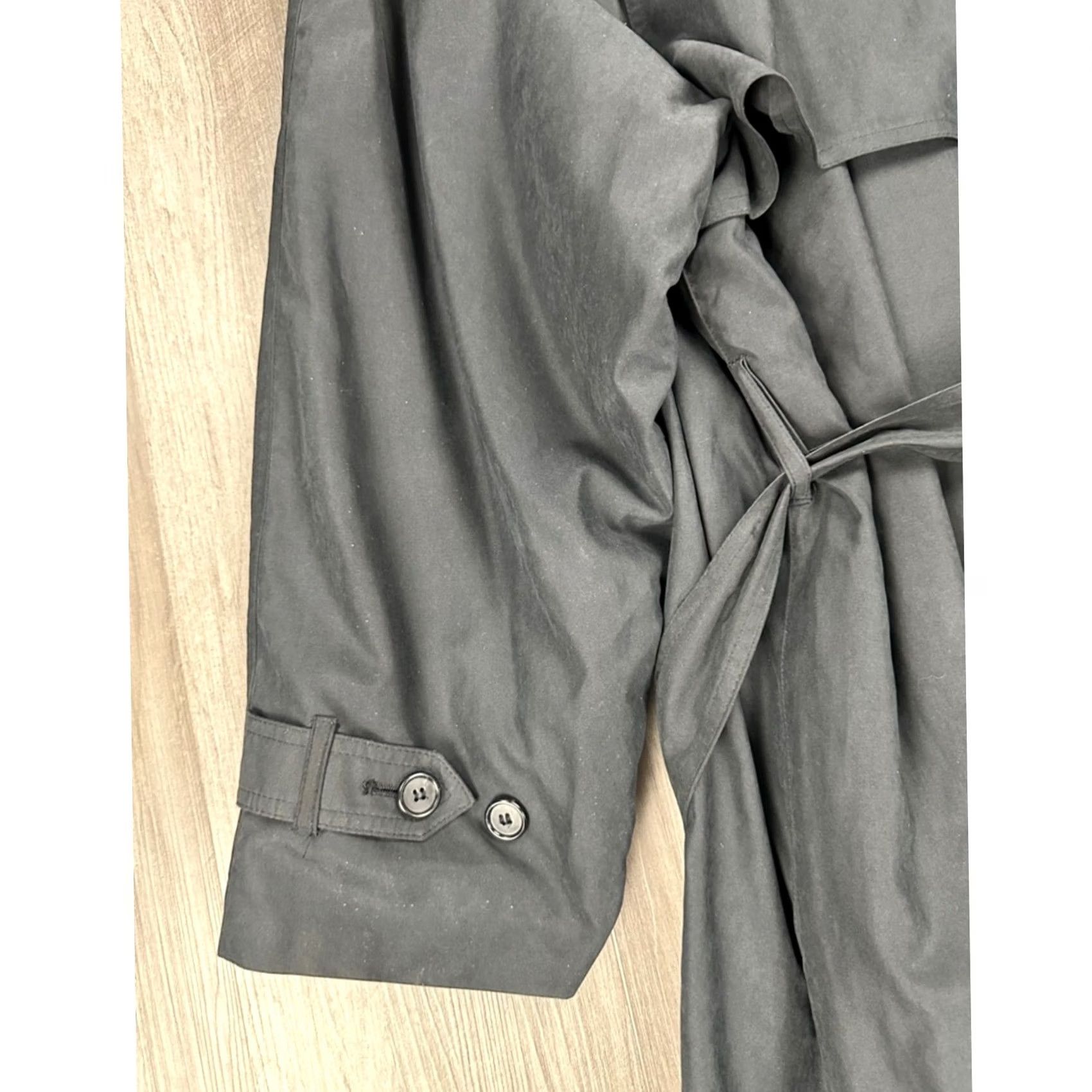 London Fog VINTAGE London Fog Trench Coat Mens 44 Regular Black 44R 31 Hem 45 Total Length 24 Sleeve Length Size US S / EU 44-46 / 1 - 3 Thumbnail