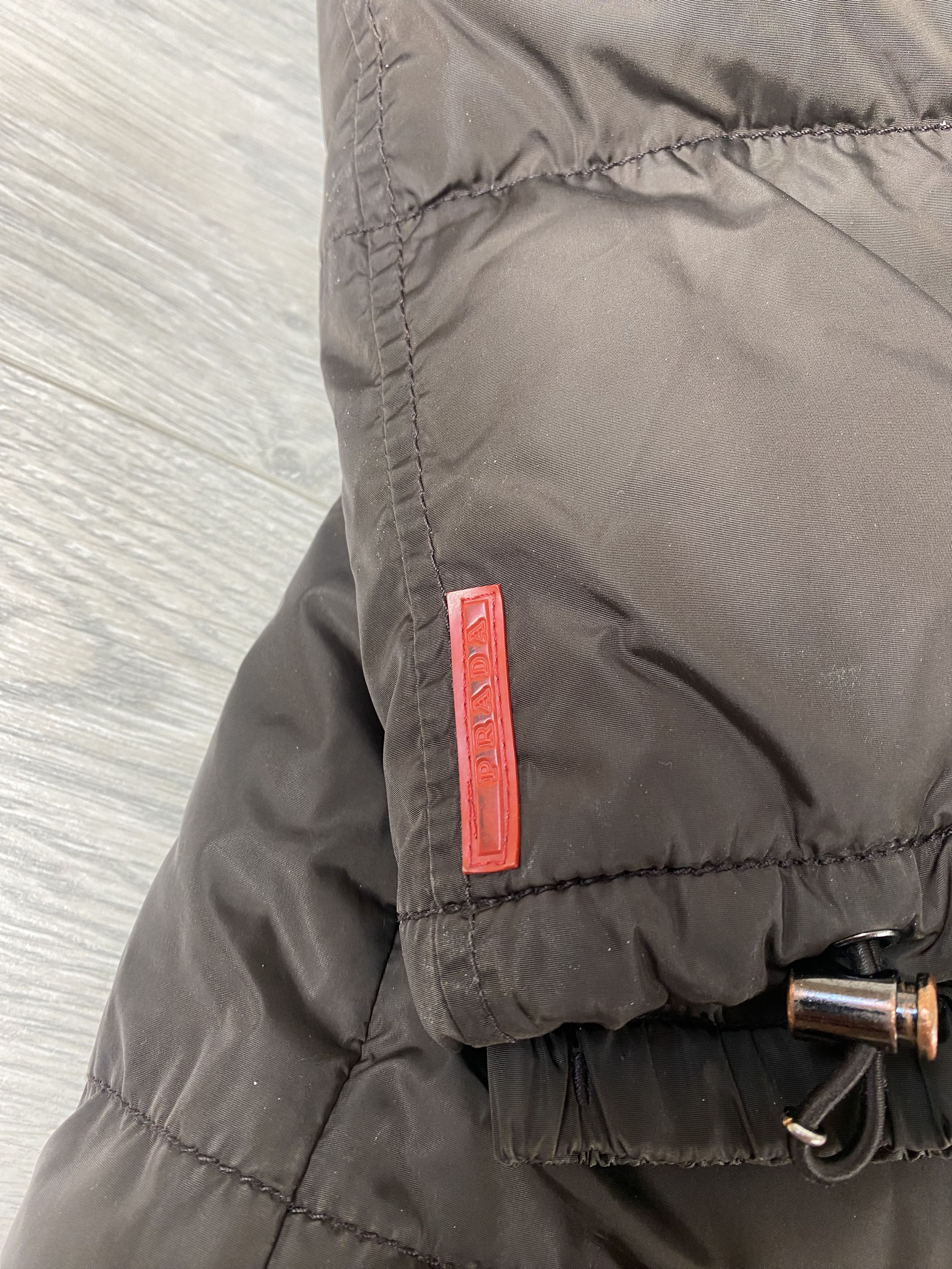 Prada Prada Long Down Jacket Natural fur on the collar Size M / US 6-8 / IT 42-44 - 7 Thumbnail
