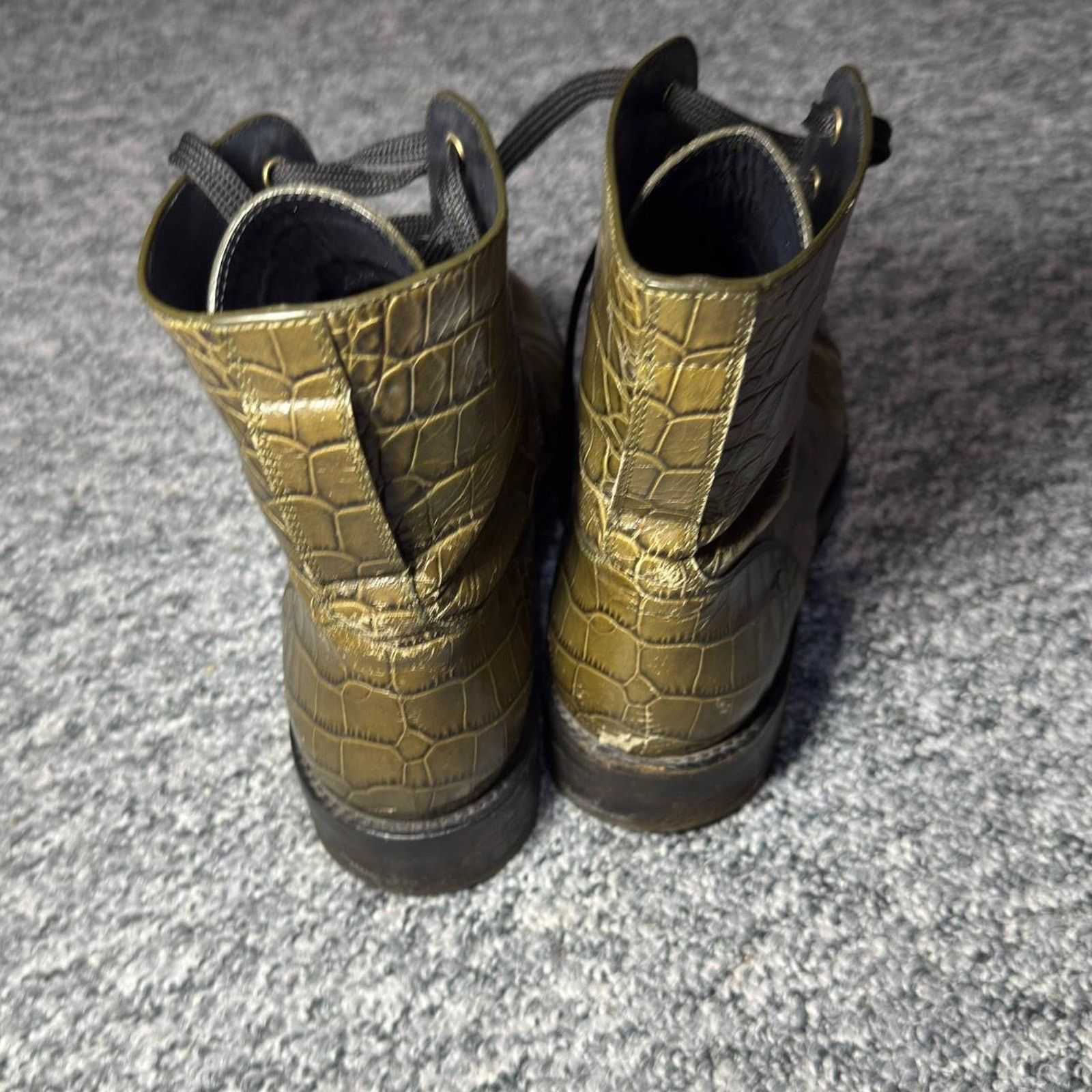 Louis Vuitton Louis vuitton archive olive croc Size US 8 / IT 38 - 3 Thumbnail