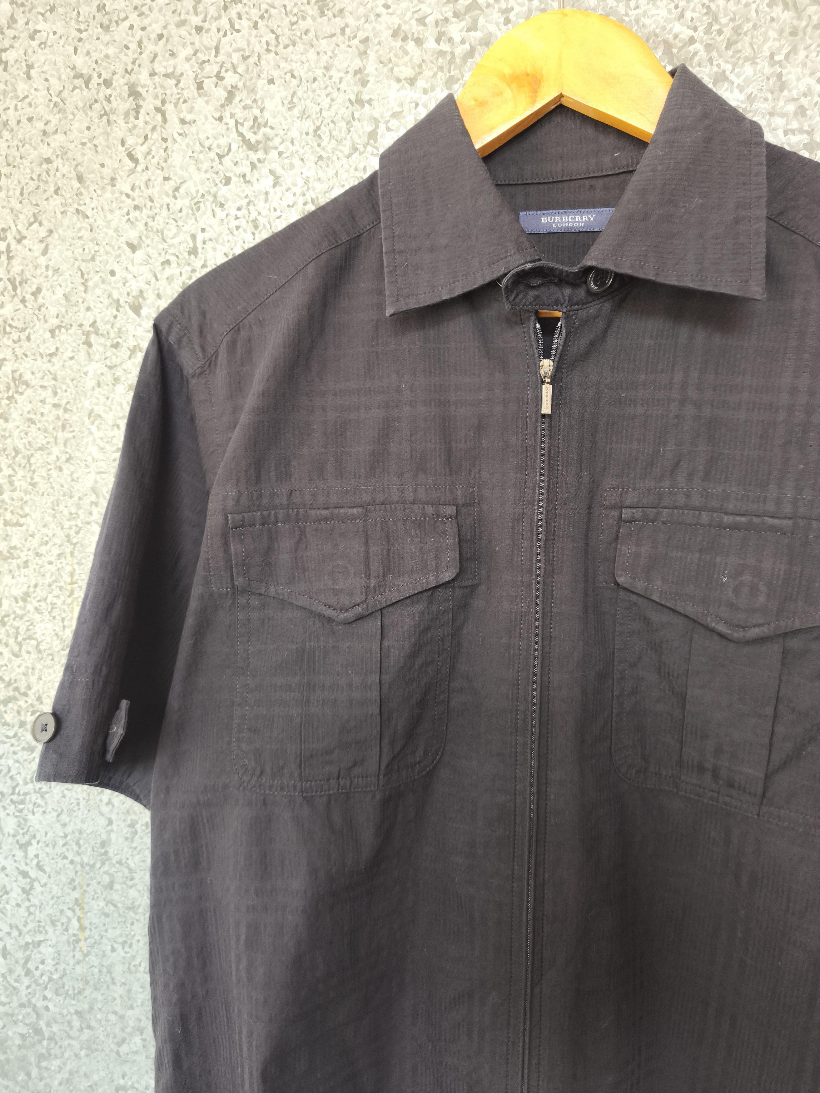 Burberry Burberry shirt captain zipper up Size US L / EU 52-54 / 3 - 4 Thumbnail