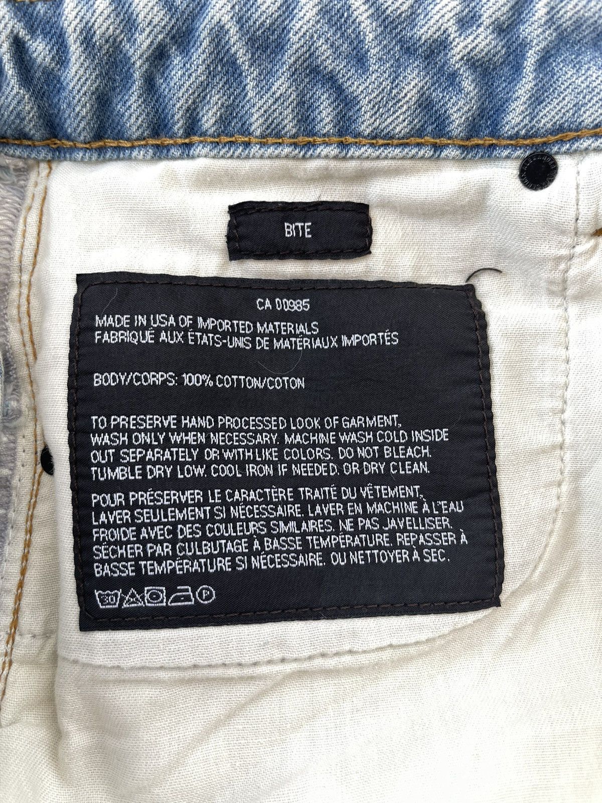 Alexander Wang Denim X Alexander Wang High Rise Fitted Bite Bleach Shorts Size 26" / US 2 / IT 38 - 16 Thumbnail