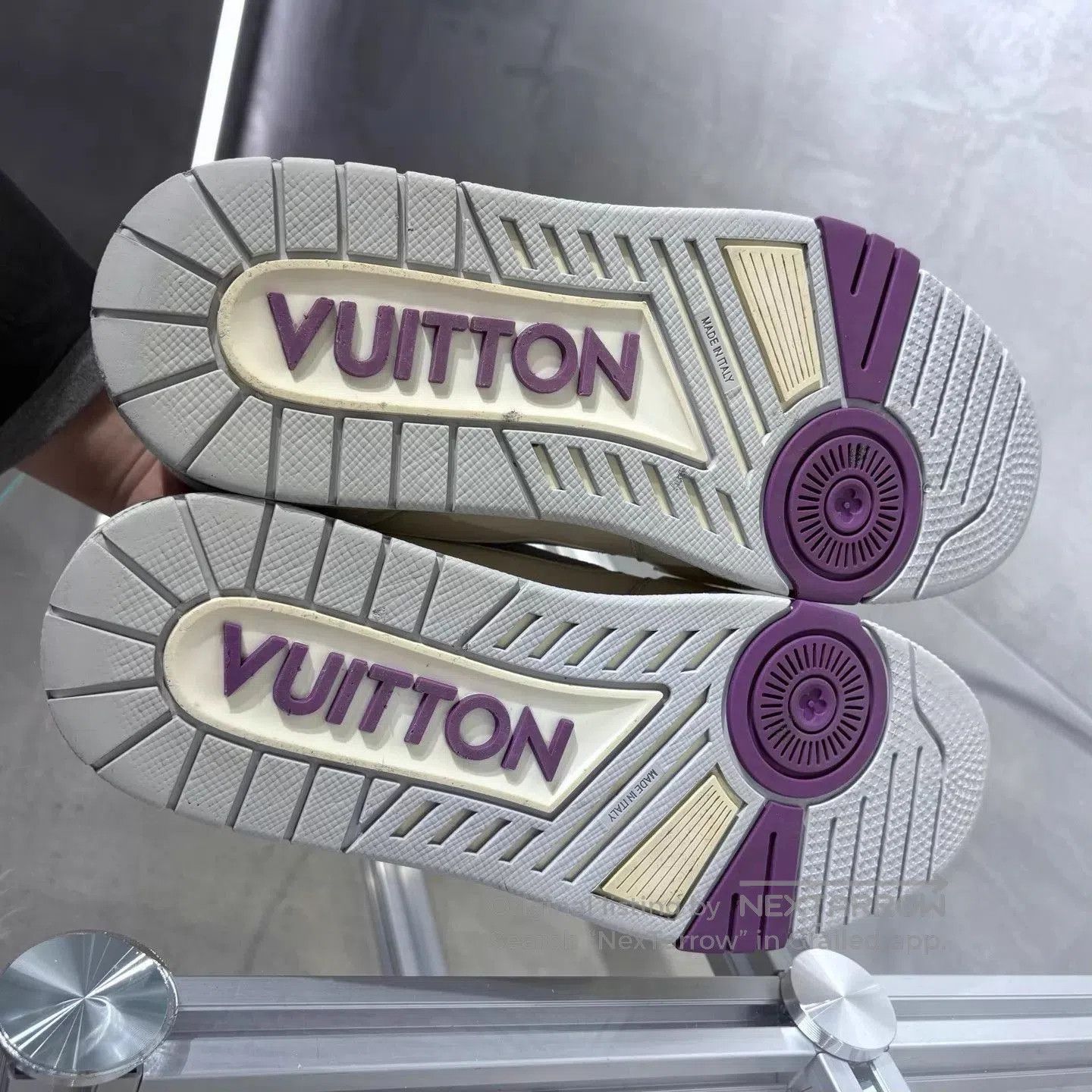 Louis Vuitton White Low-Top Sneakers with Purple Accents. Size US 9 / EU 42 - 7 Thumbnail