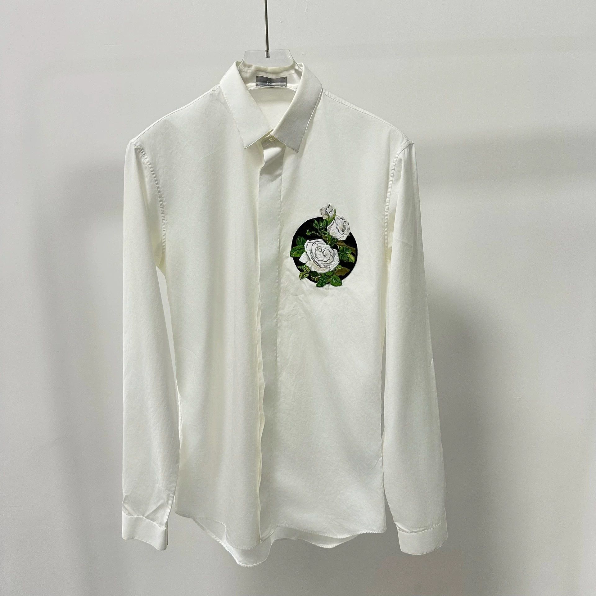 Dior Dior White Camellia Embroidered Logo Shirt 37 Size US XS / EU 42 / 0 - 1 Thumbnail