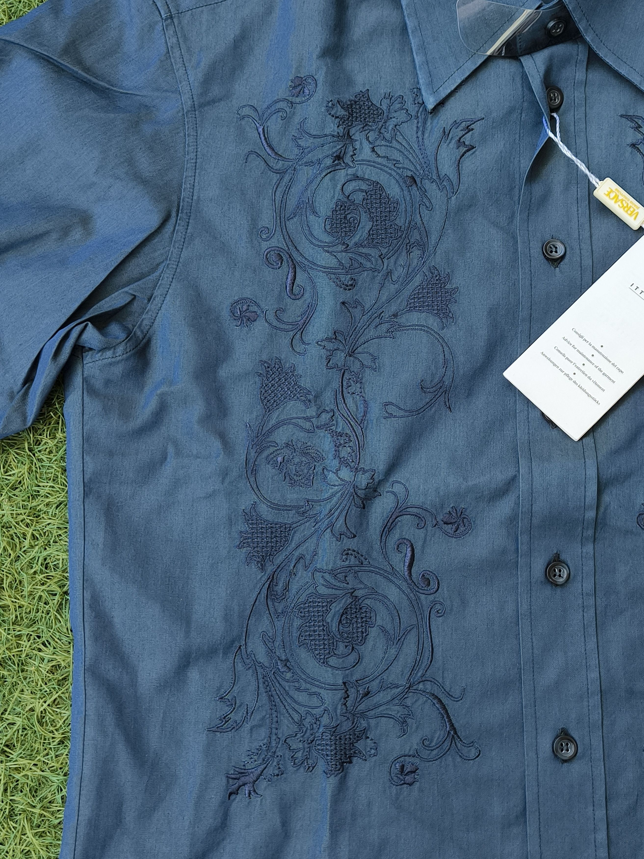 Versace Jeans Couture Vintage Versace Jeans Couture Embroidered Baroque Shirt NOS Size US S / EU 44-46 / 1 - 2 Thumbnail