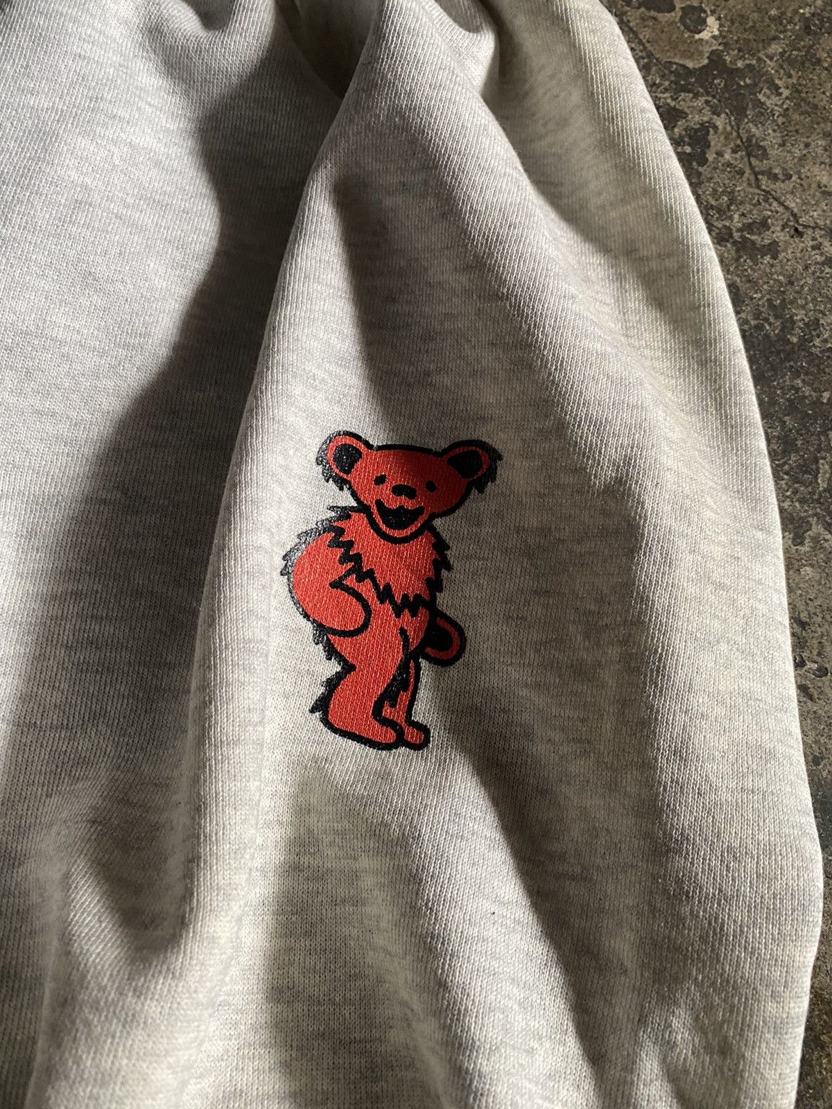 Grateful Dead Vintage Grateful Dead short sweatpants on Hanes Size US 32 / EU 48 - 4 Thumbnail