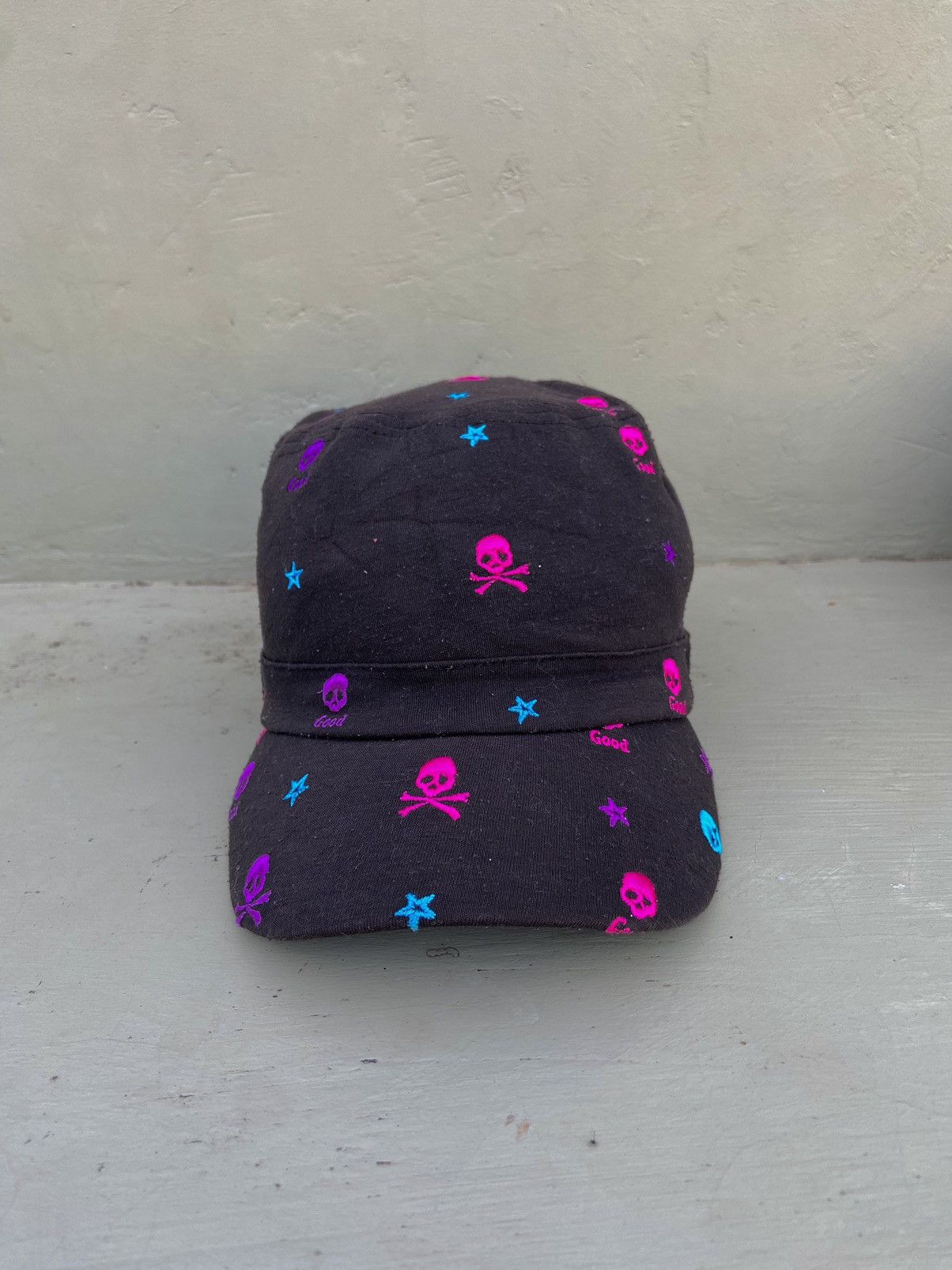 If Six Was Nine 2000s marsal skull studded patrol hat Size ONE SIZE - 3 Thumbnail
