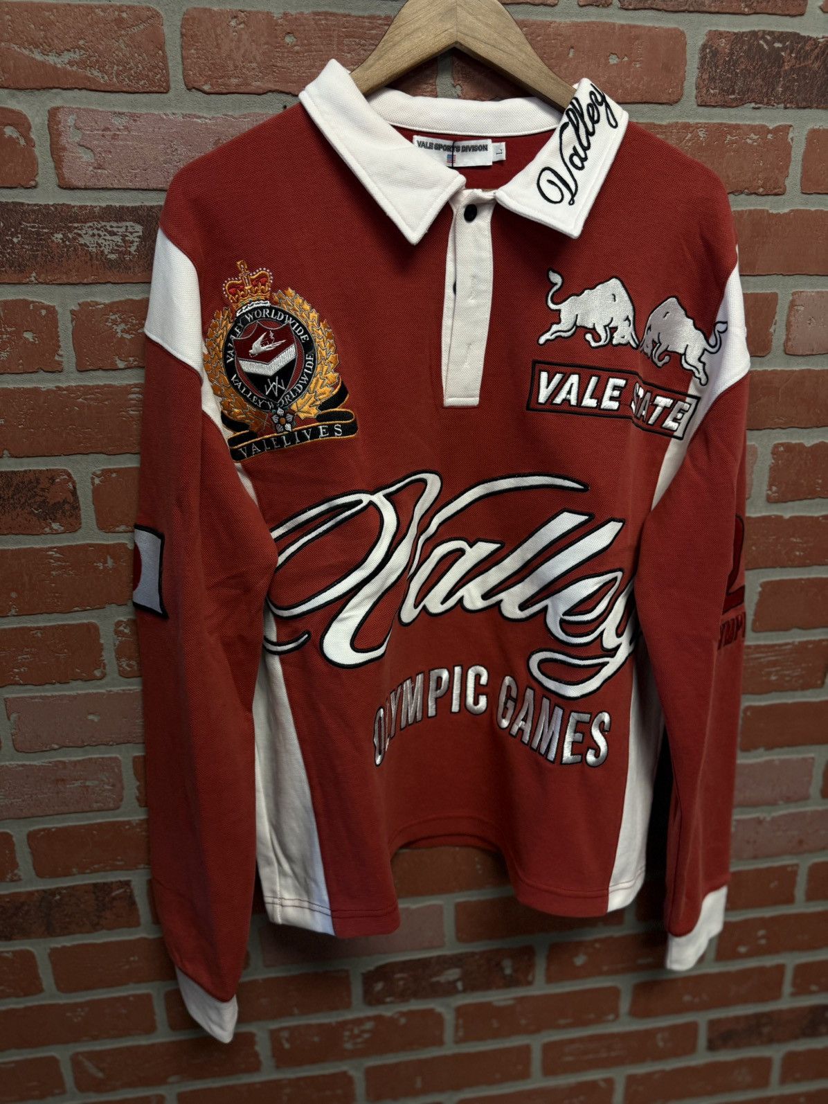 Vale Valley Olympic Rugby Long Sleeve Shirt Size Large (NEW) Size US L / EU 52-54 / 3 - 5 Thumbnail
