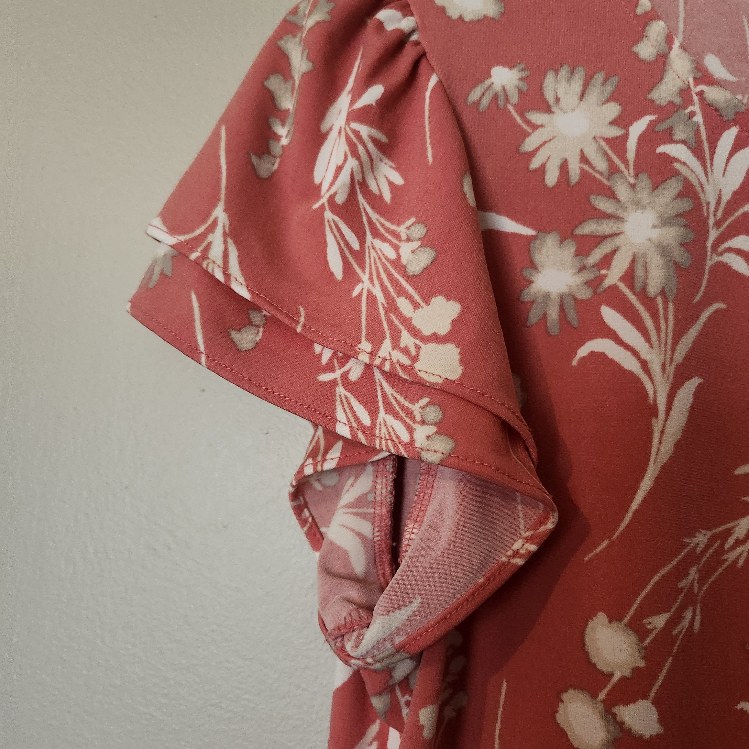 Calvin Klein Calvin Klein Women's Coral Floral Knit Blouse Top Size S Size S / US 4 / IT 40 - 5 Thumbnail