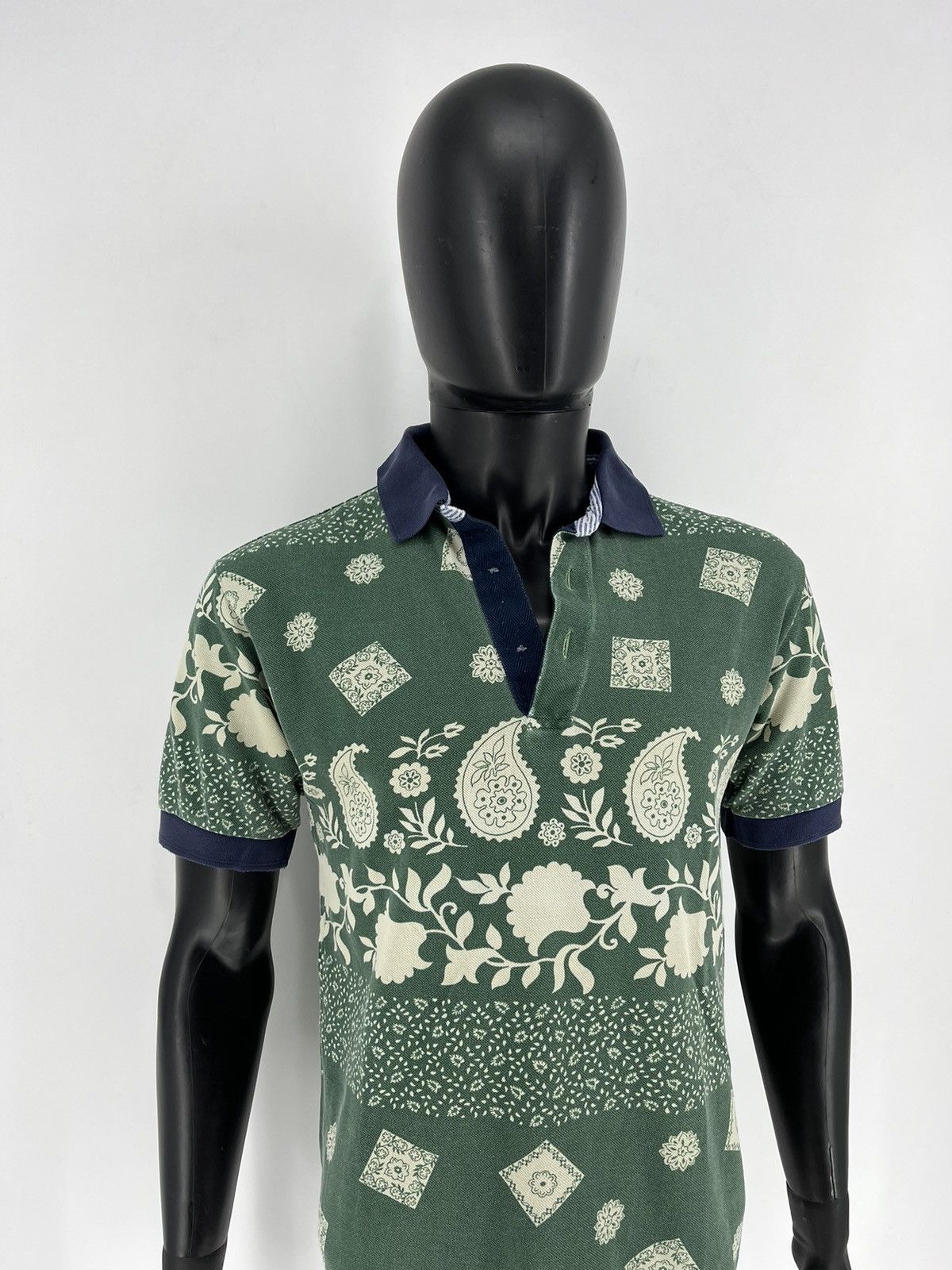Vintage Vintage Johnny Lambs Milano polo Italy Paisley Size US M / EU 48-50 / 2 - 3 Thumbnail
