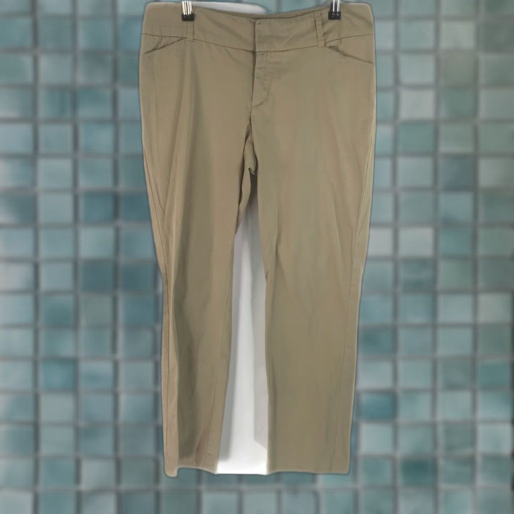 Mossimo Mossimo Womens Dress Pants Brown Flat Front Straight Leg Size 6 Stretch Casual Business Pant Size 6 Size 28" / US 6 / IT 42 - 1 Thumbnail