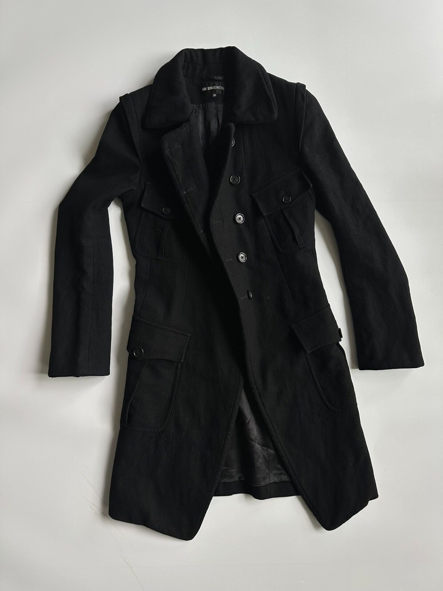 Ann Demeulemeester Ann Demeulemeester Black Coat with Pockets Size XS / US 0-2 / IT 36-38 - 1 Thumbnail