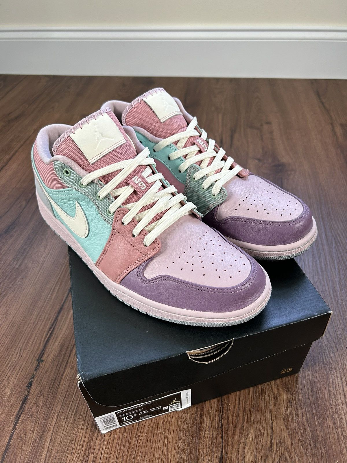 Nike Nike Air Jordan 1 Low SE Easter Pastel Size 10.5 DJ5196-615 Size US 10.5 / EU 43-44 - 1 Thumbnail