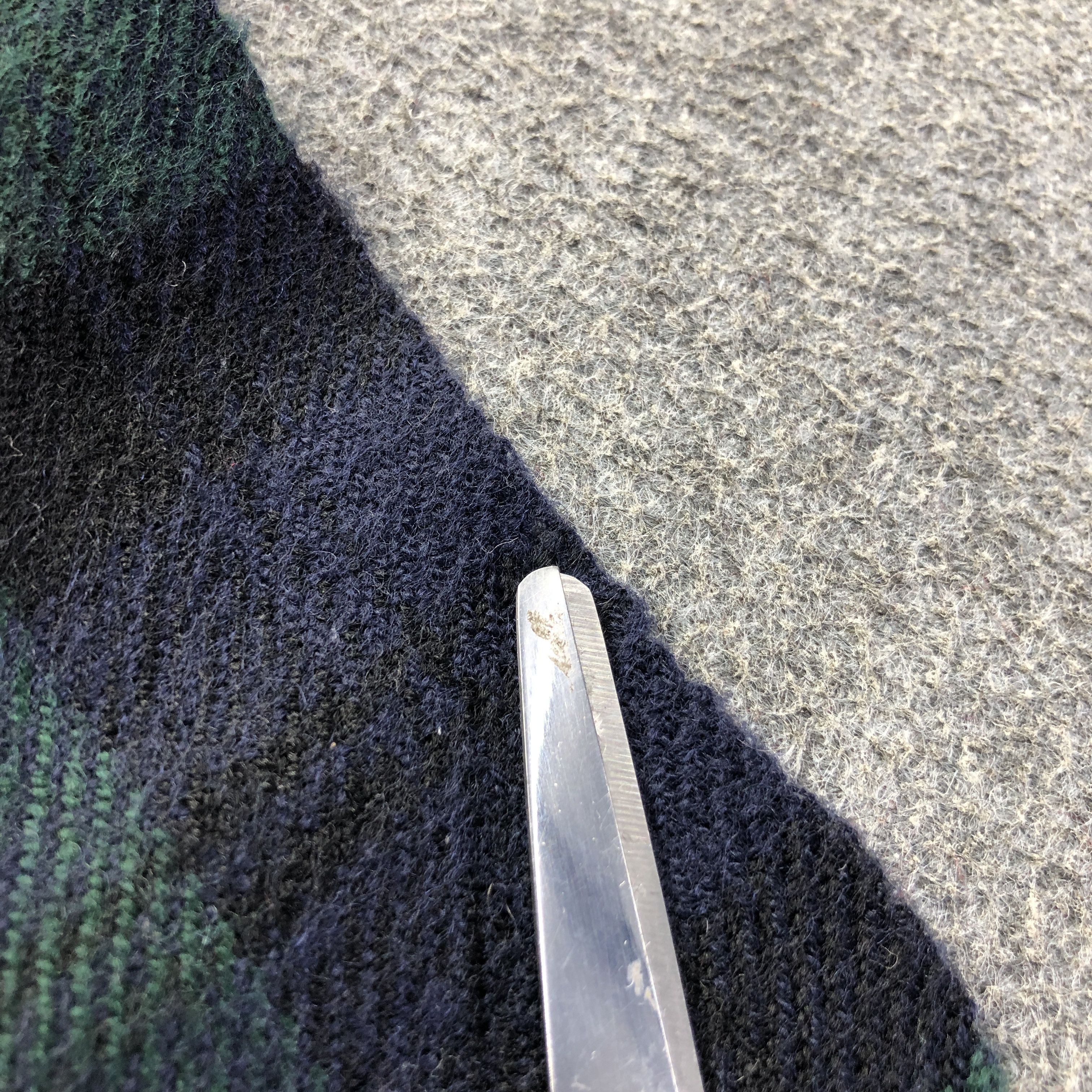 Givenchy Givenchy Tartan Wool Scarf Muffler Neckwear V2687 Size ONE SIZE - 9 Thumbnail