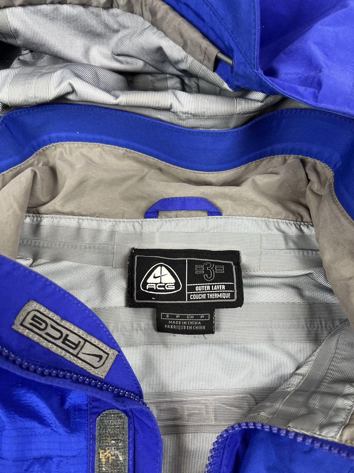 Vintage Nike ACG Vintage 00s Blue Waterproof Gorpcore Jacket Size US S / EU 44-46 / 1 - 16 Thumbnail