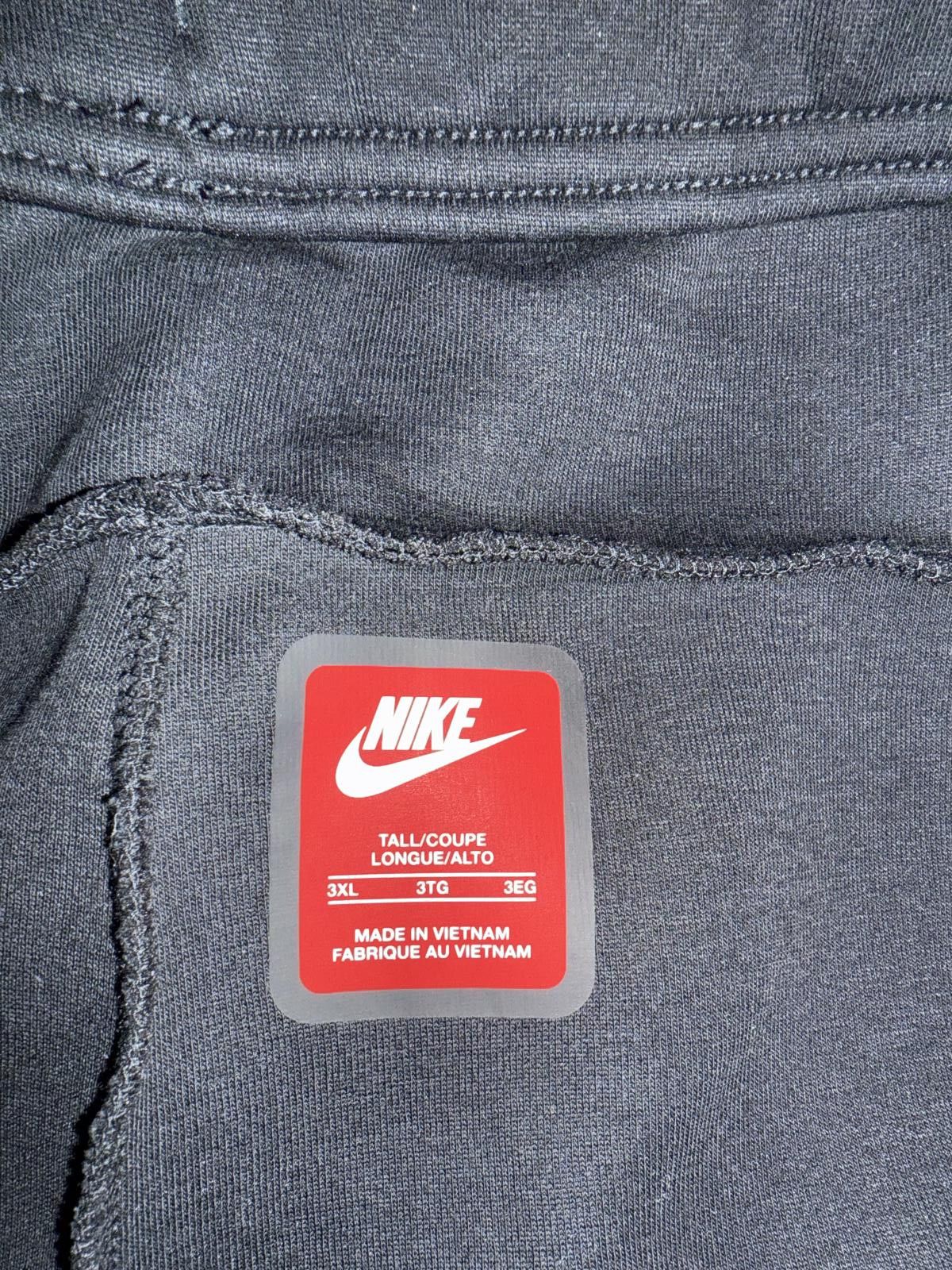 Nike Nike Men’s Sportswear Black Tech Fleece Sweatpants Sample Size US 44 / EU 60 - 10 Thumbnail