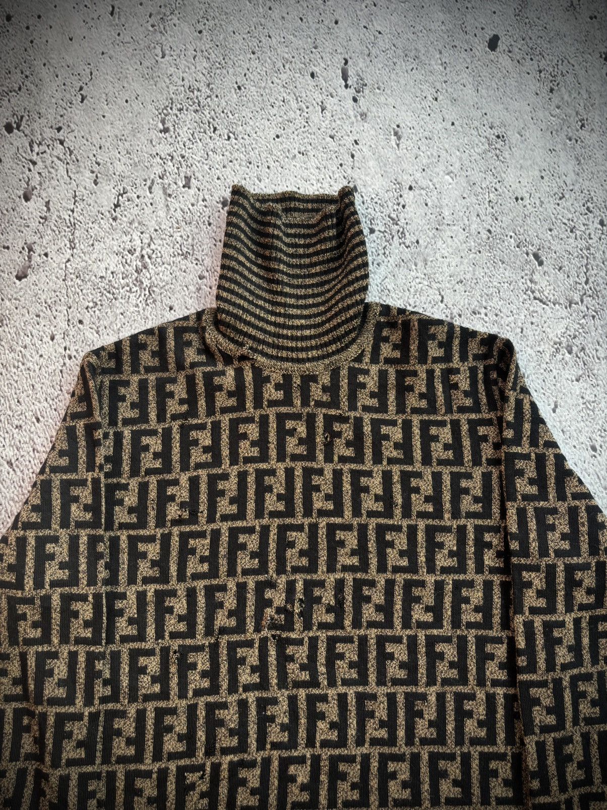 Fendi Vintage Fendi Zucca Turtleneck knit Monogram Size L / US 10 / IT 46 - 4 Thumbnail