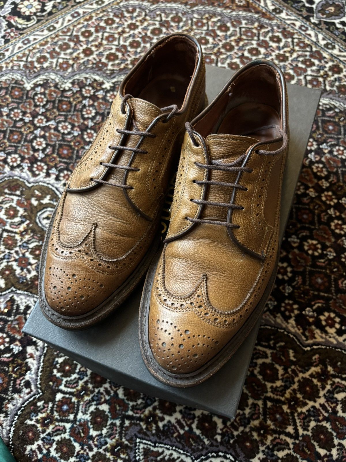 Allen Edmonds Allen Edmonds MacNeil — Tan Grain (8.5D) Size US 8.5 / EU 41-42 - 2 Thumbnail