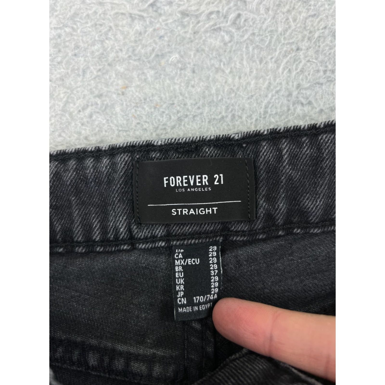 Forever 21 FOREVER 21 Shorts Womens 29 Black Denim Jean Cutoff High Rise Distressed Size 29" - 7 Thumbnail