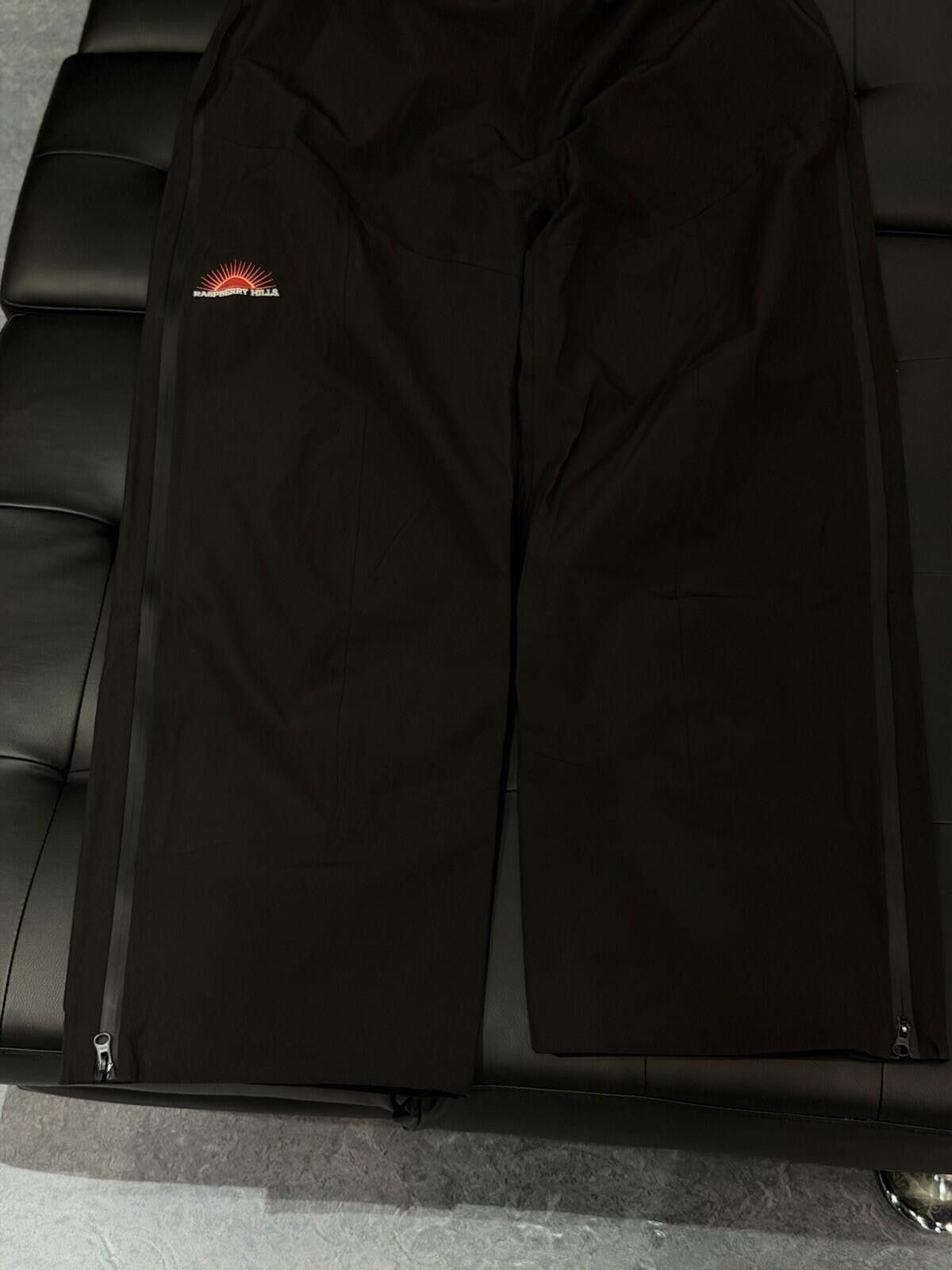 Other Raspberry Hills (GV Gallery) Track Pants Black - XL NEW Size US 36 / EU 52 - 4 Thumbnail