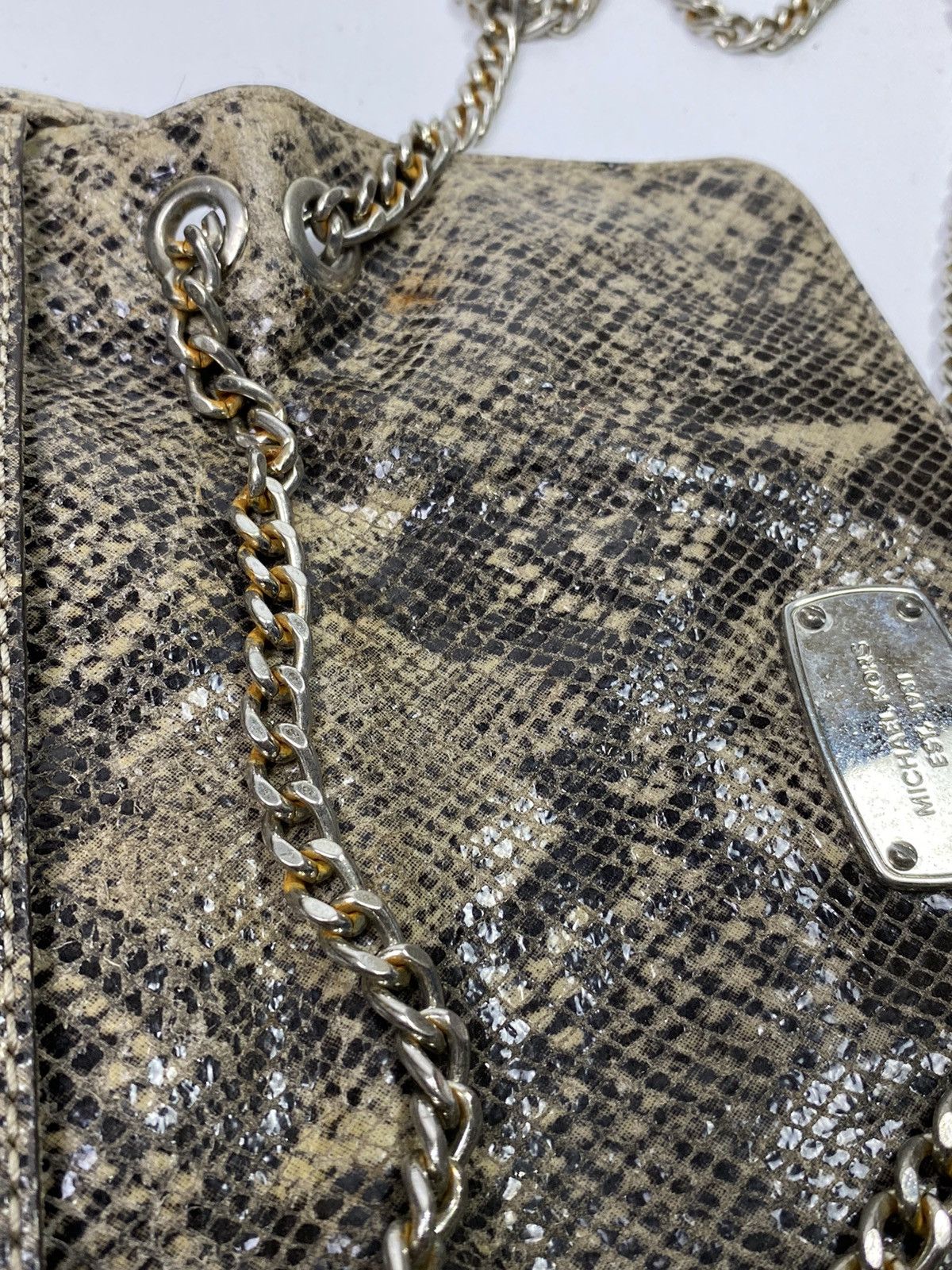 Japanese Brand × Vintage michael kors sling bag snakeskin vintage Size ONE SIZE - 7 Thumbnail