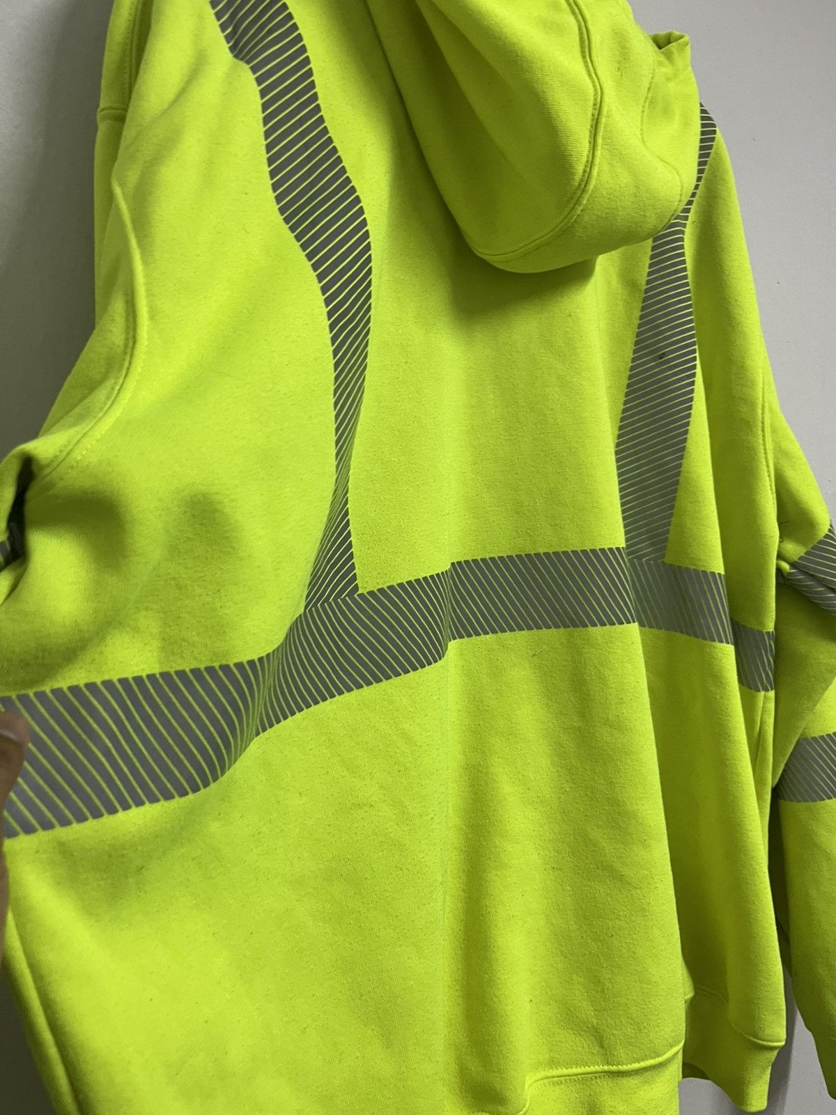 Carhartt 💥Thrashed Carhartt Neon Reflective Oversized Hoodie Size US XXL / EU 58 / 5 - 24 Thumbnail